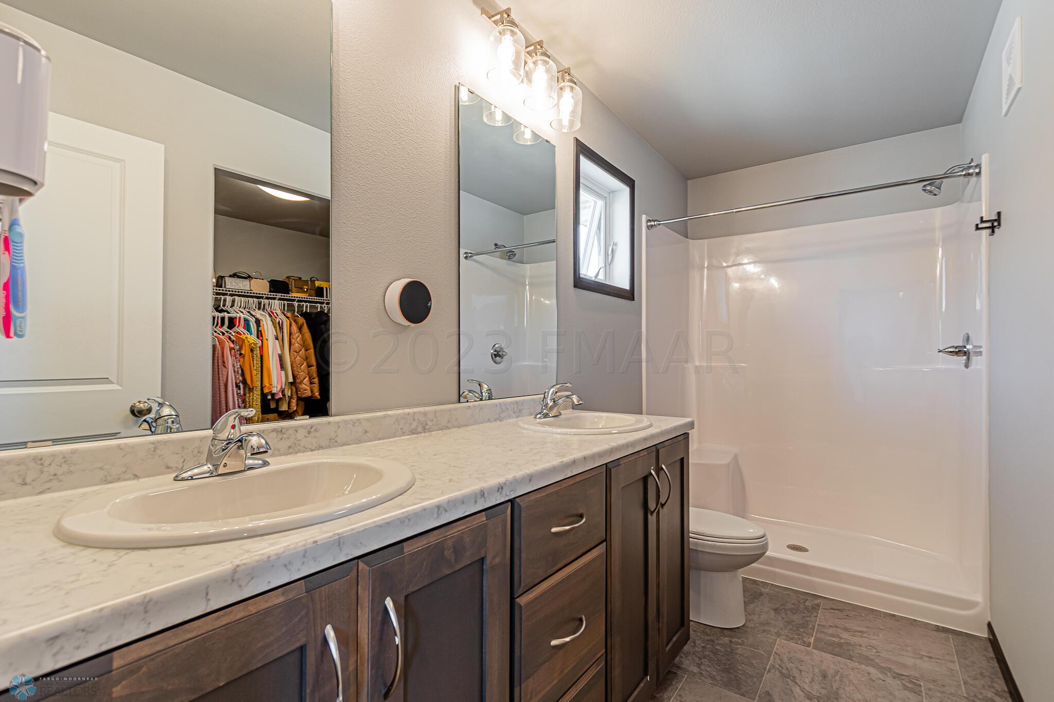 5235 11 Street West, West Fargo, ND 5807