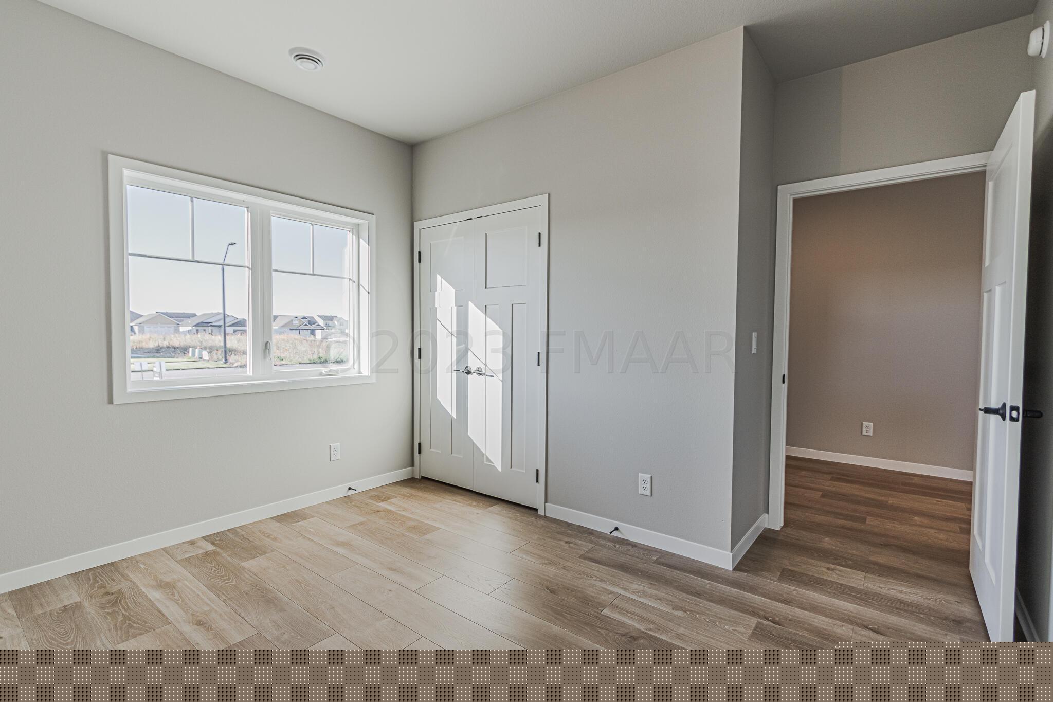 2561 69th Ave S, Fargo, ND 58104-35