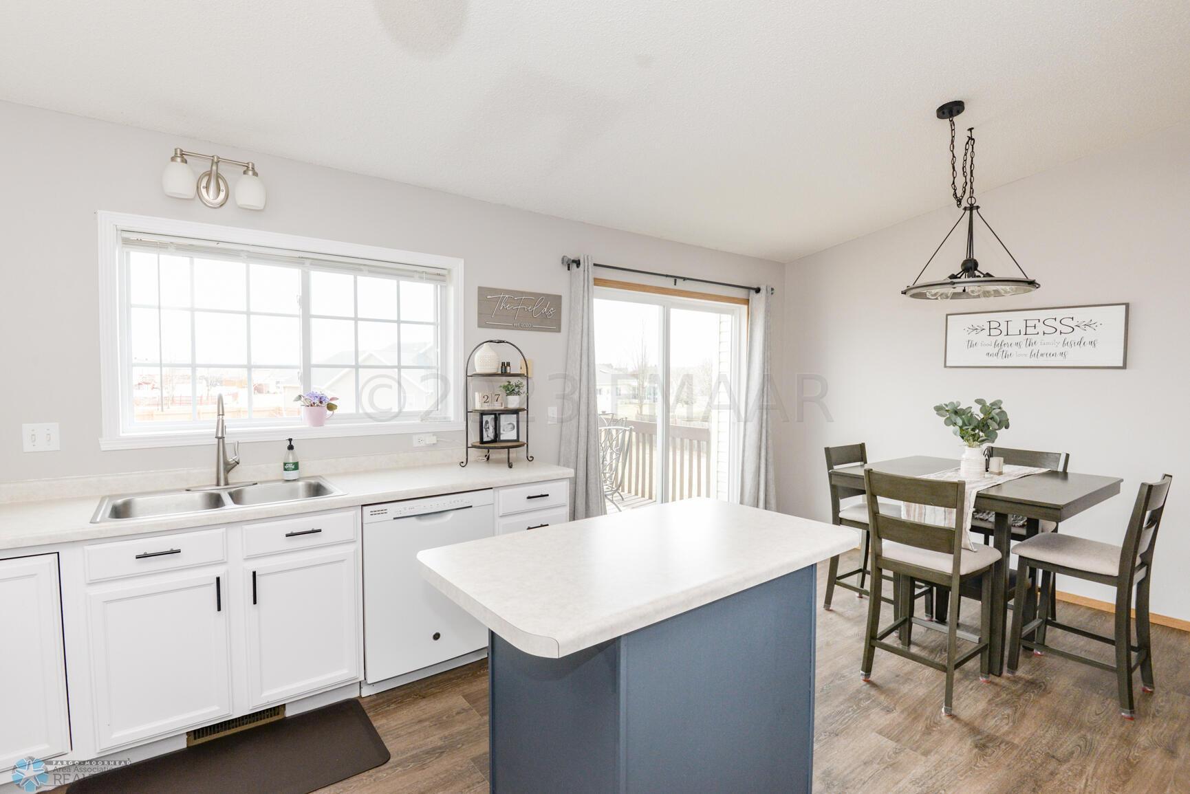 Kitchen/Dining