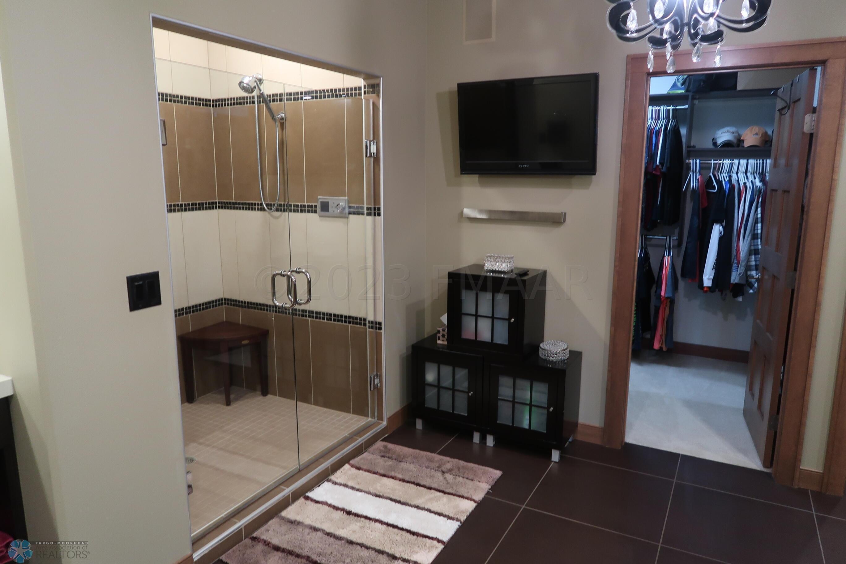 Listing Photos (45)