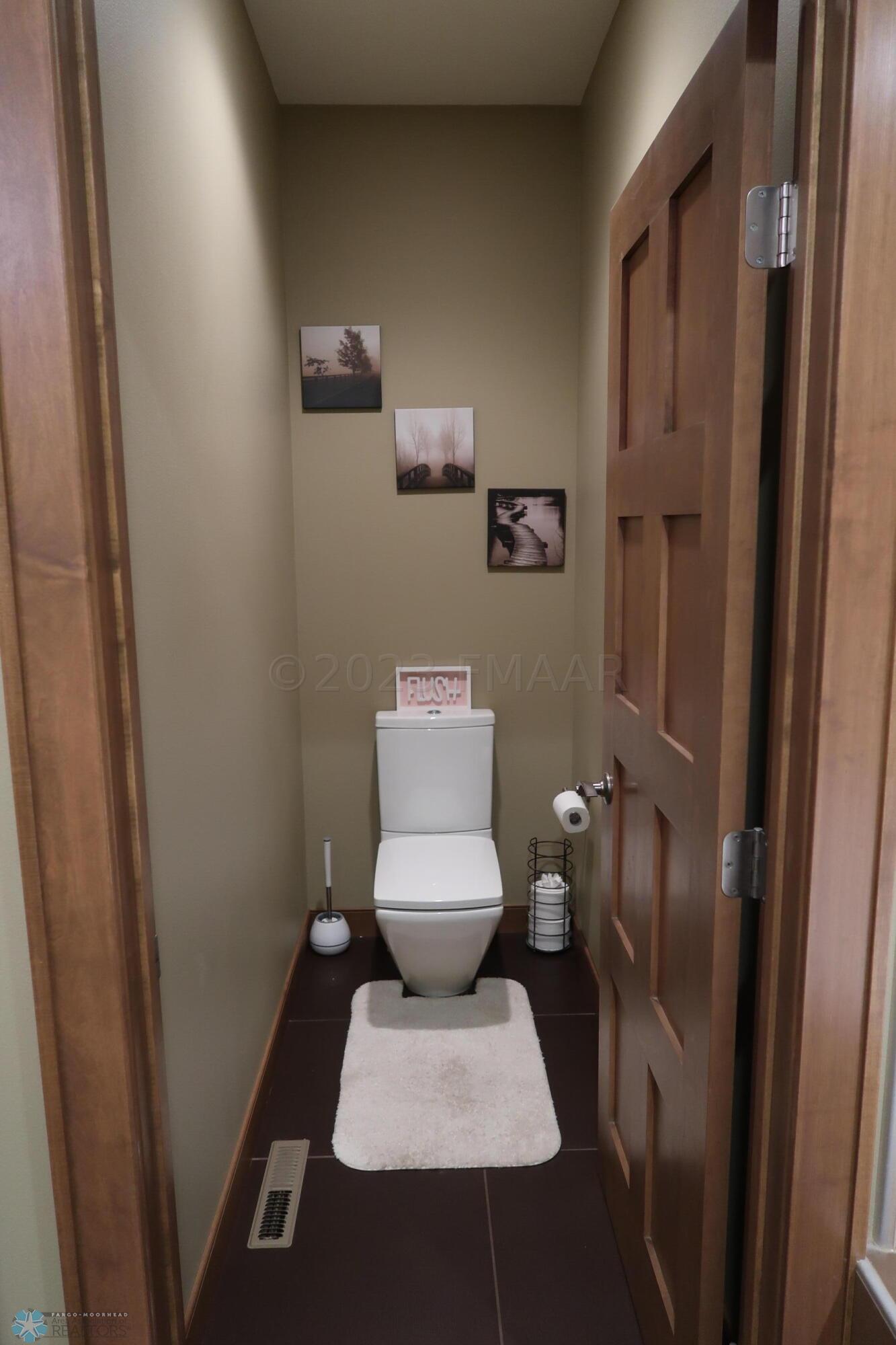Listing Photos (51)