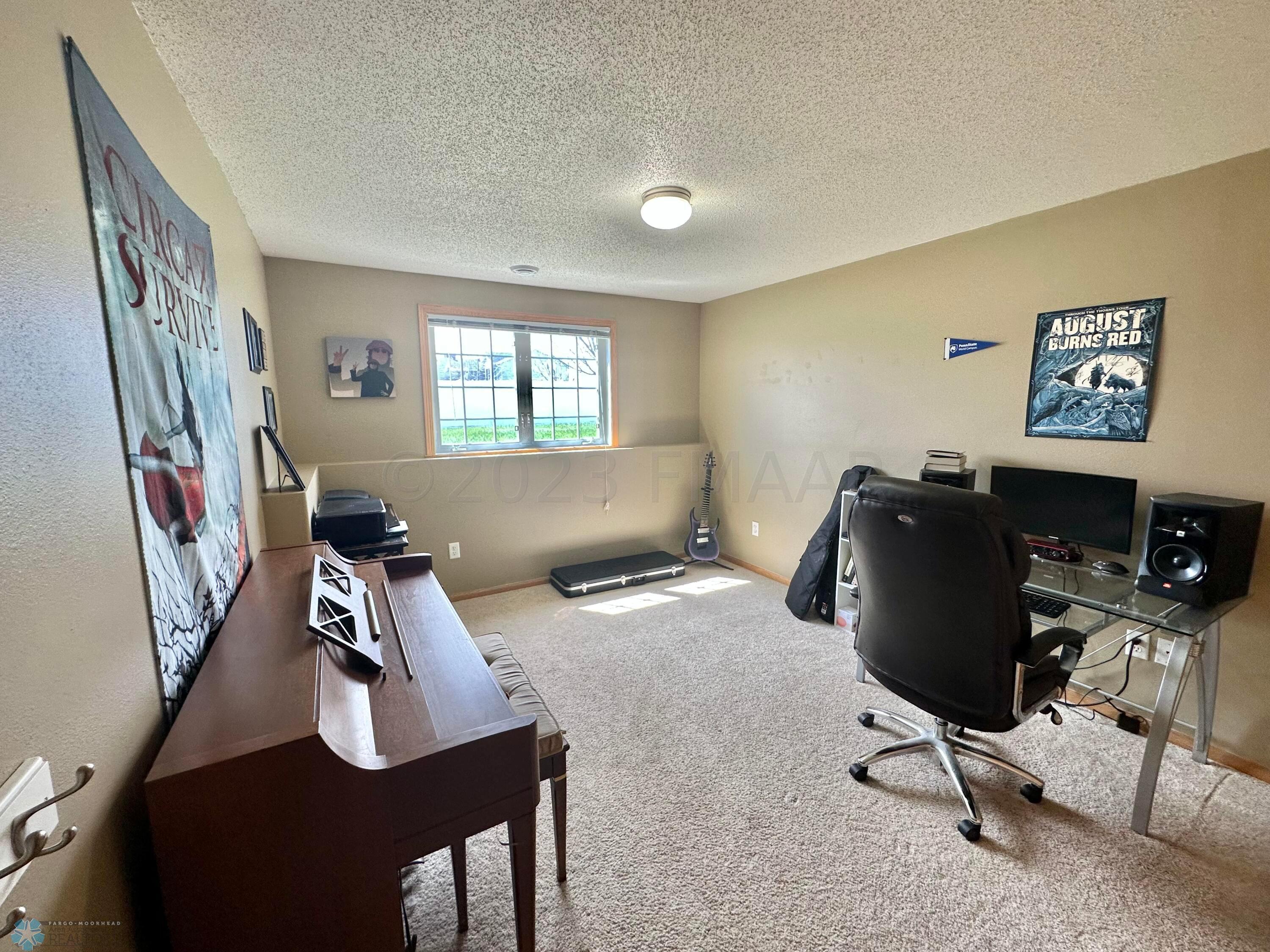 2nd Bedroom