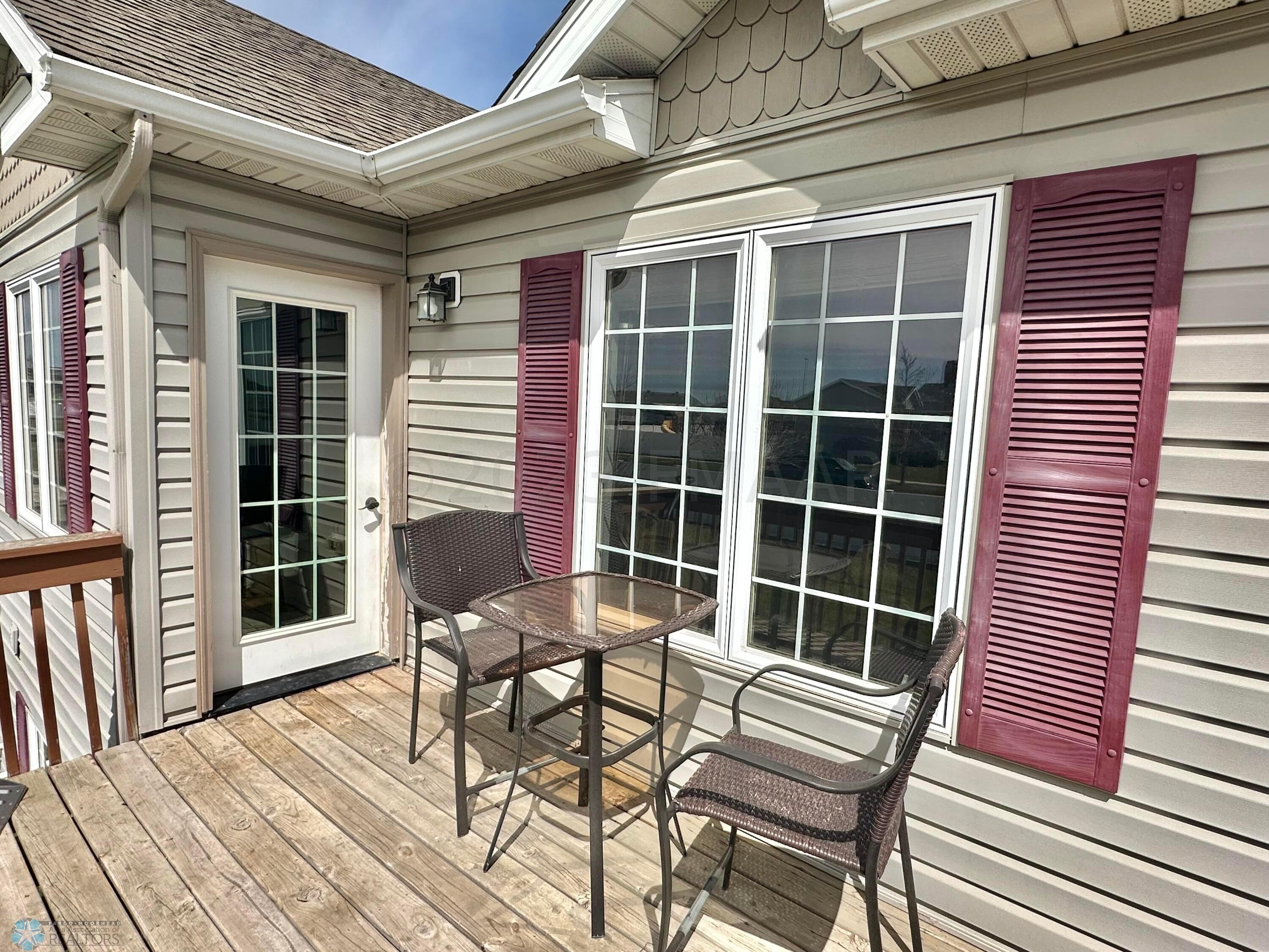 Sunny Deck