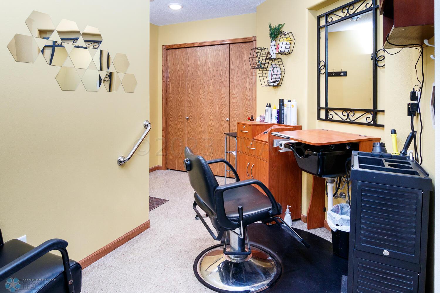 Salon
