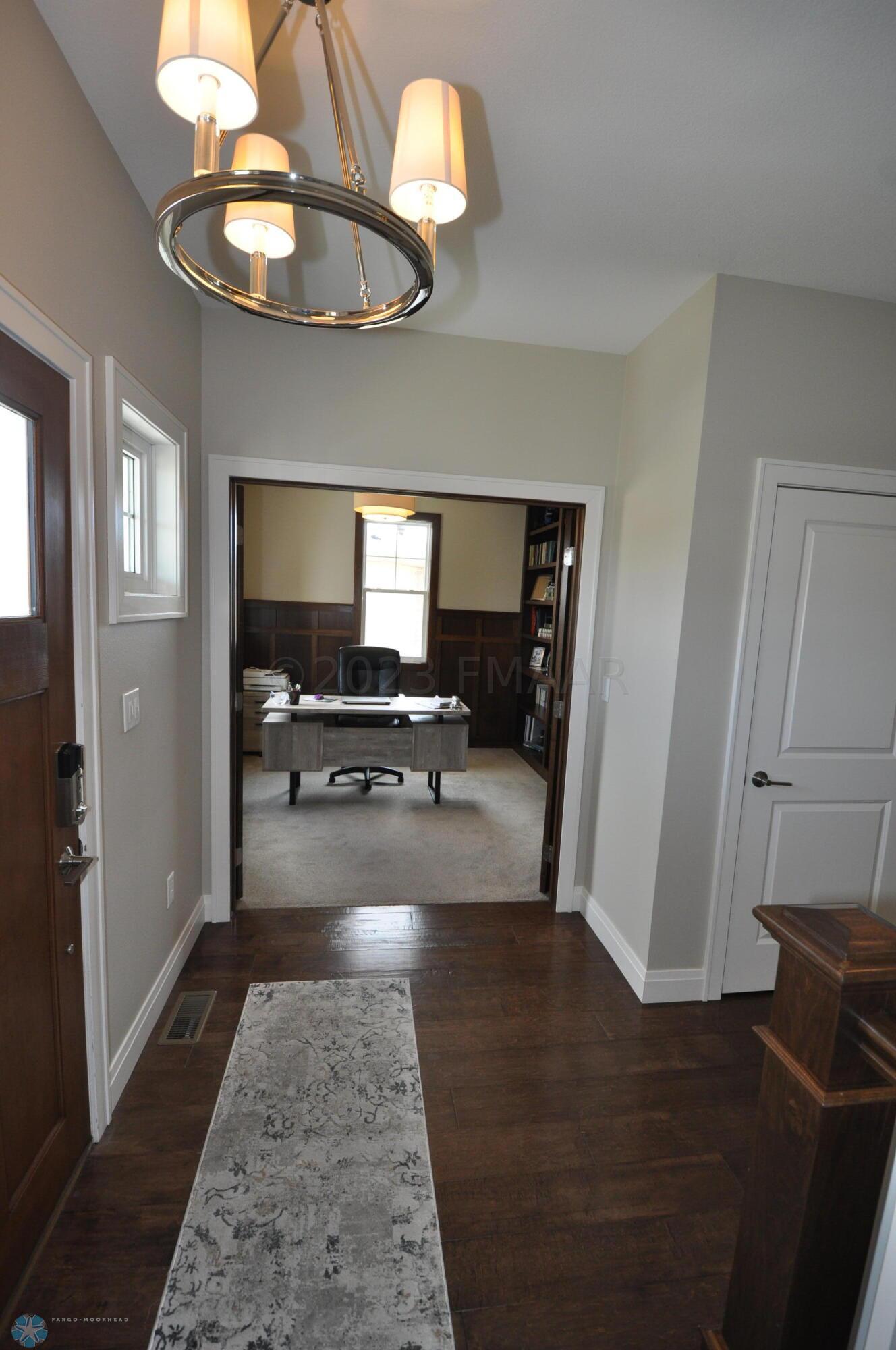 Foyer looking to