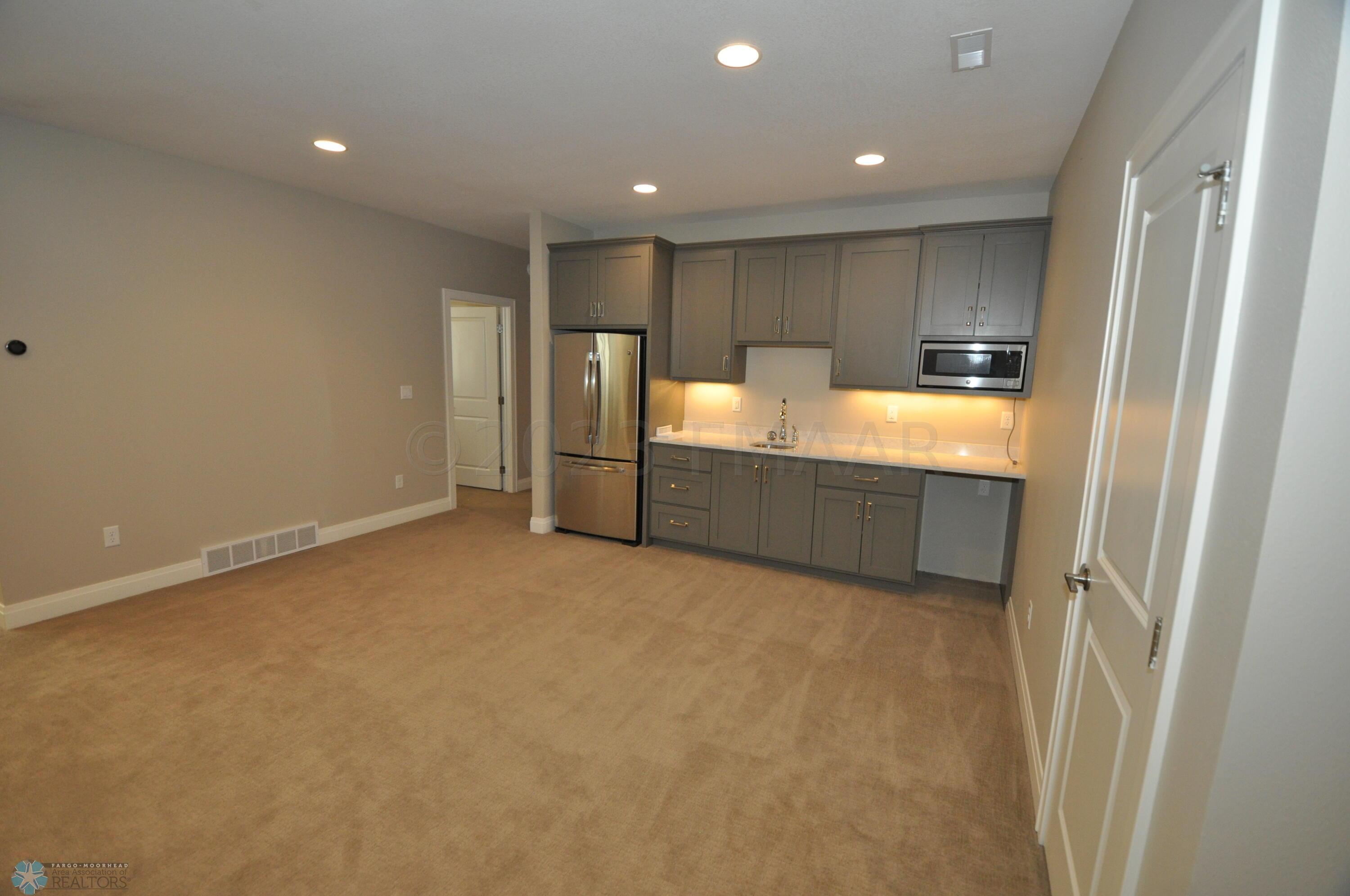 Rec. Room Wet bar