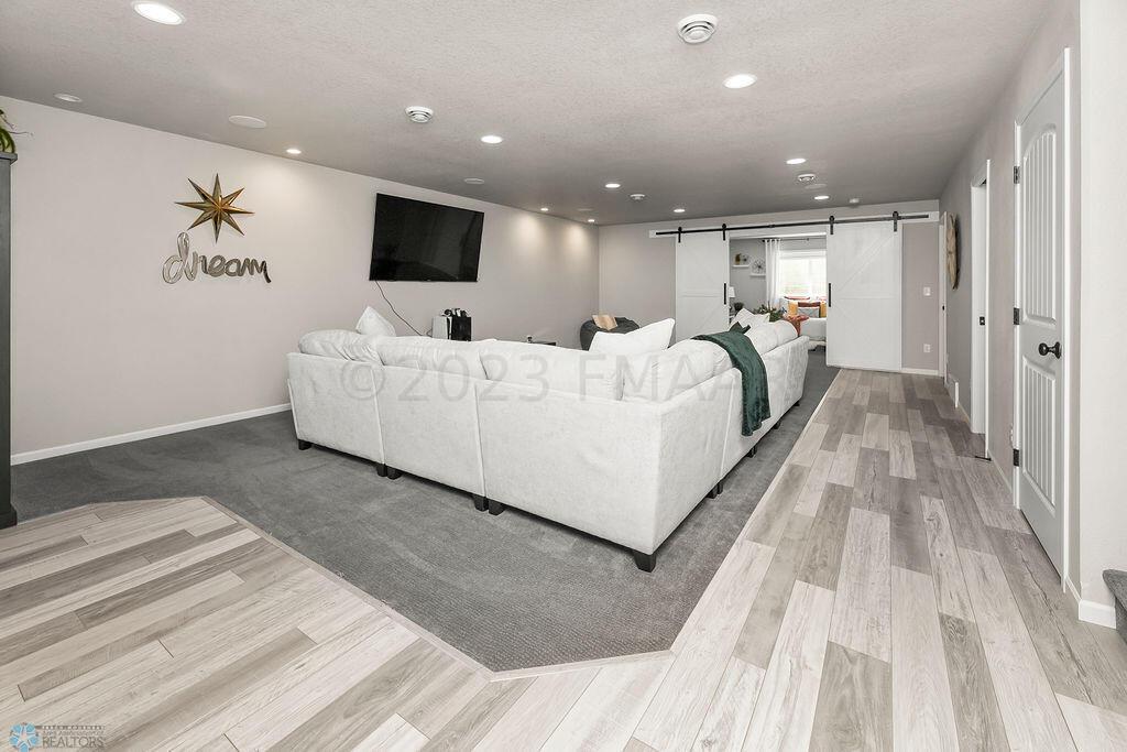 05-01-23-RO-7008-DDM_7645