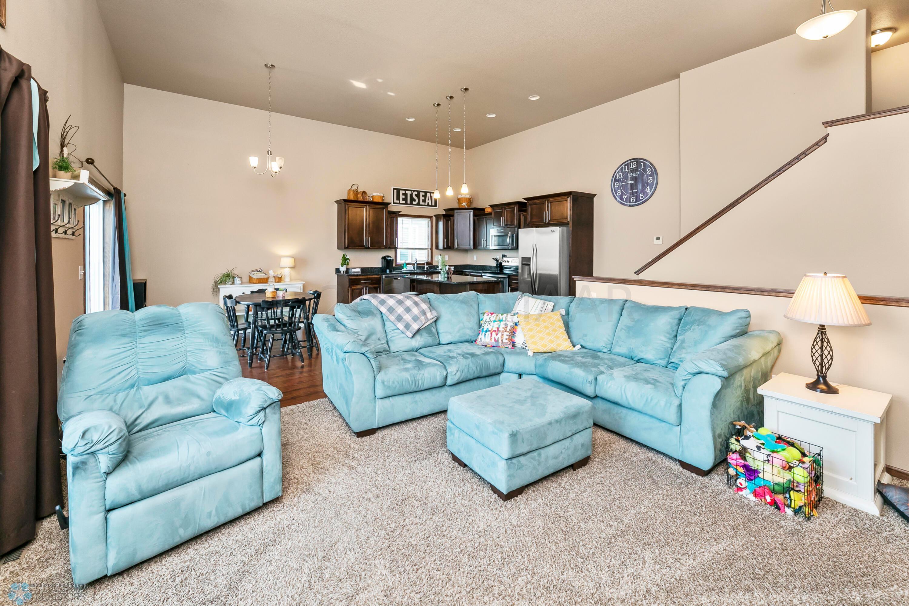Living area to kitchen