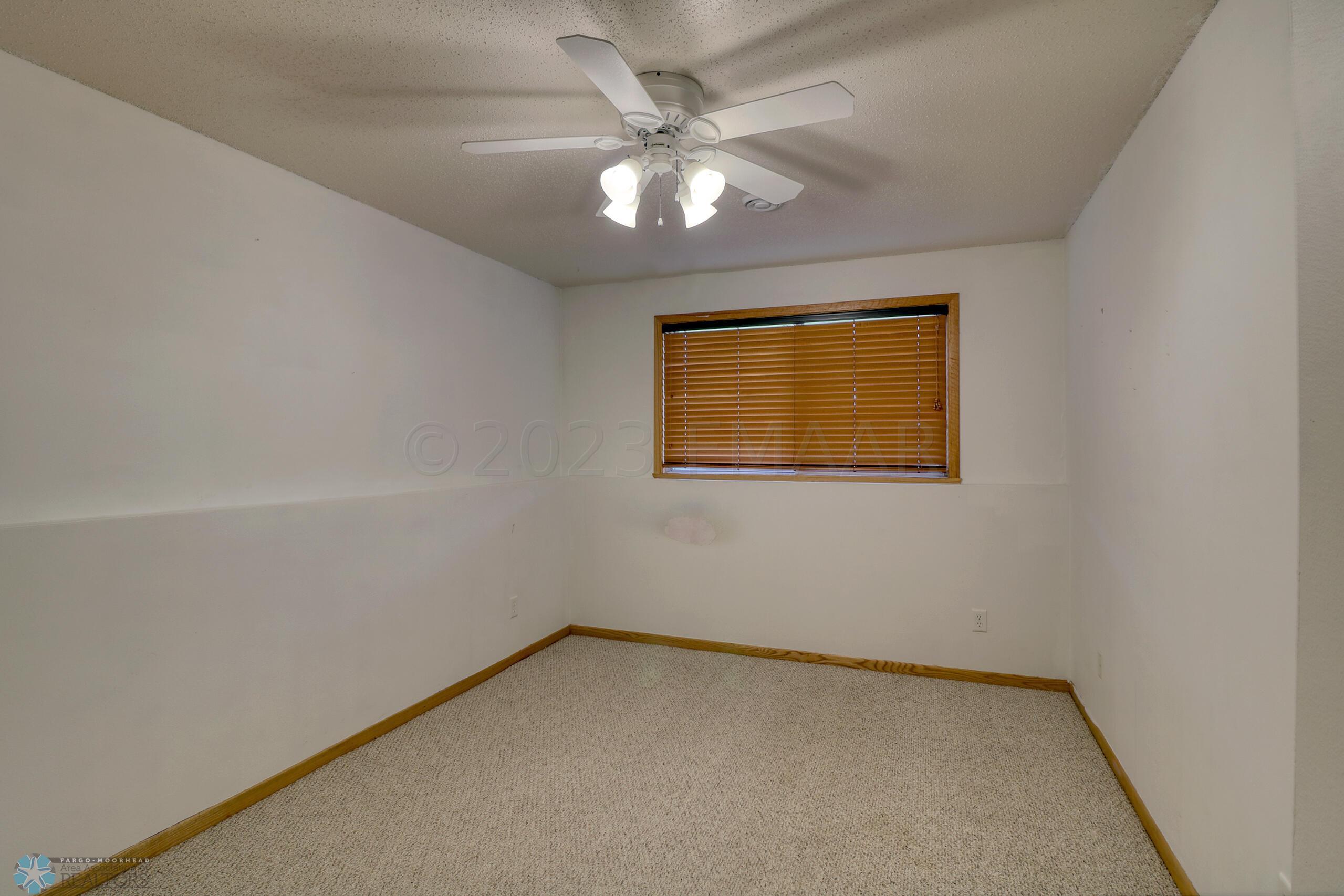 Basement Bedroom2_1