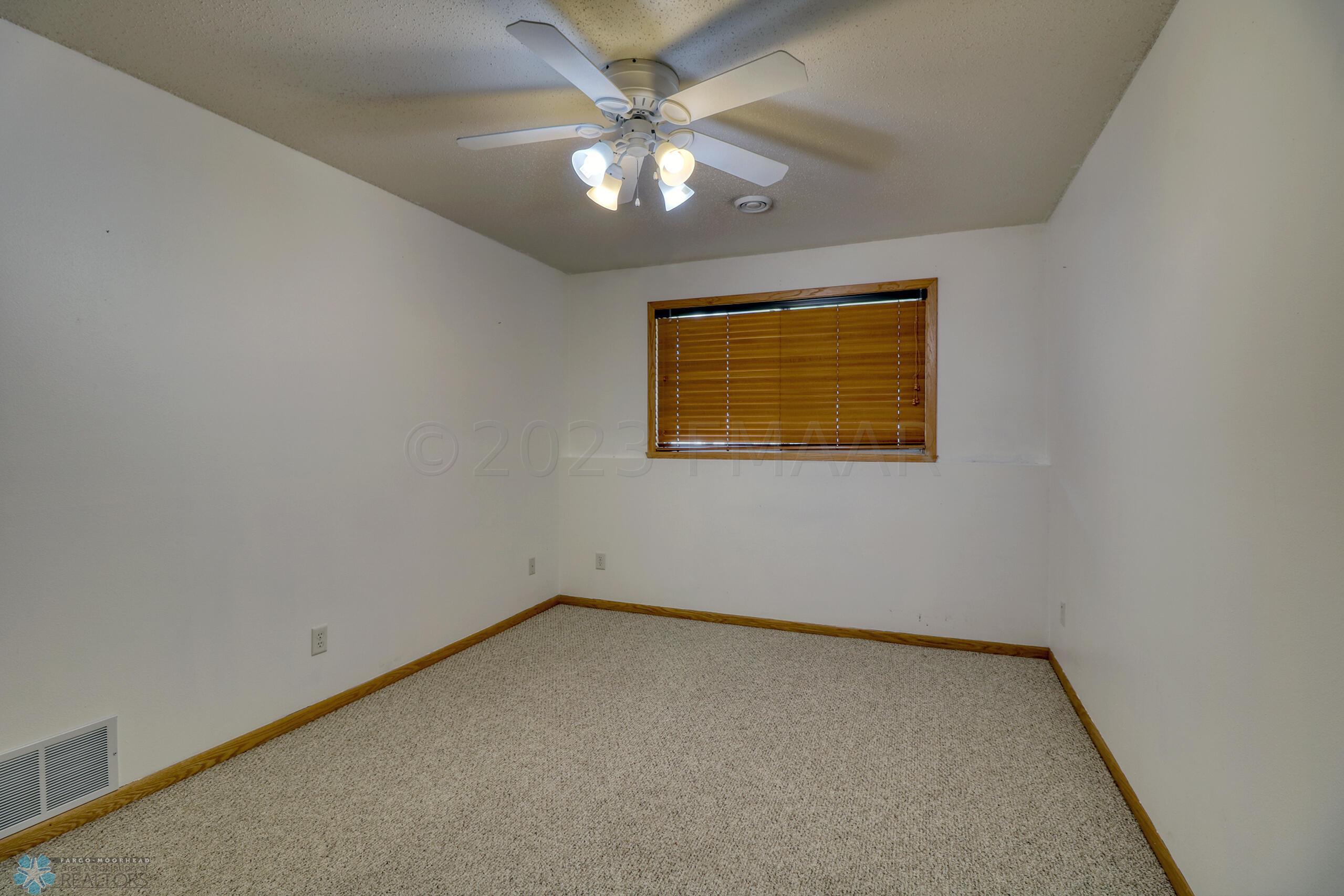 Basement Bedroom1_1