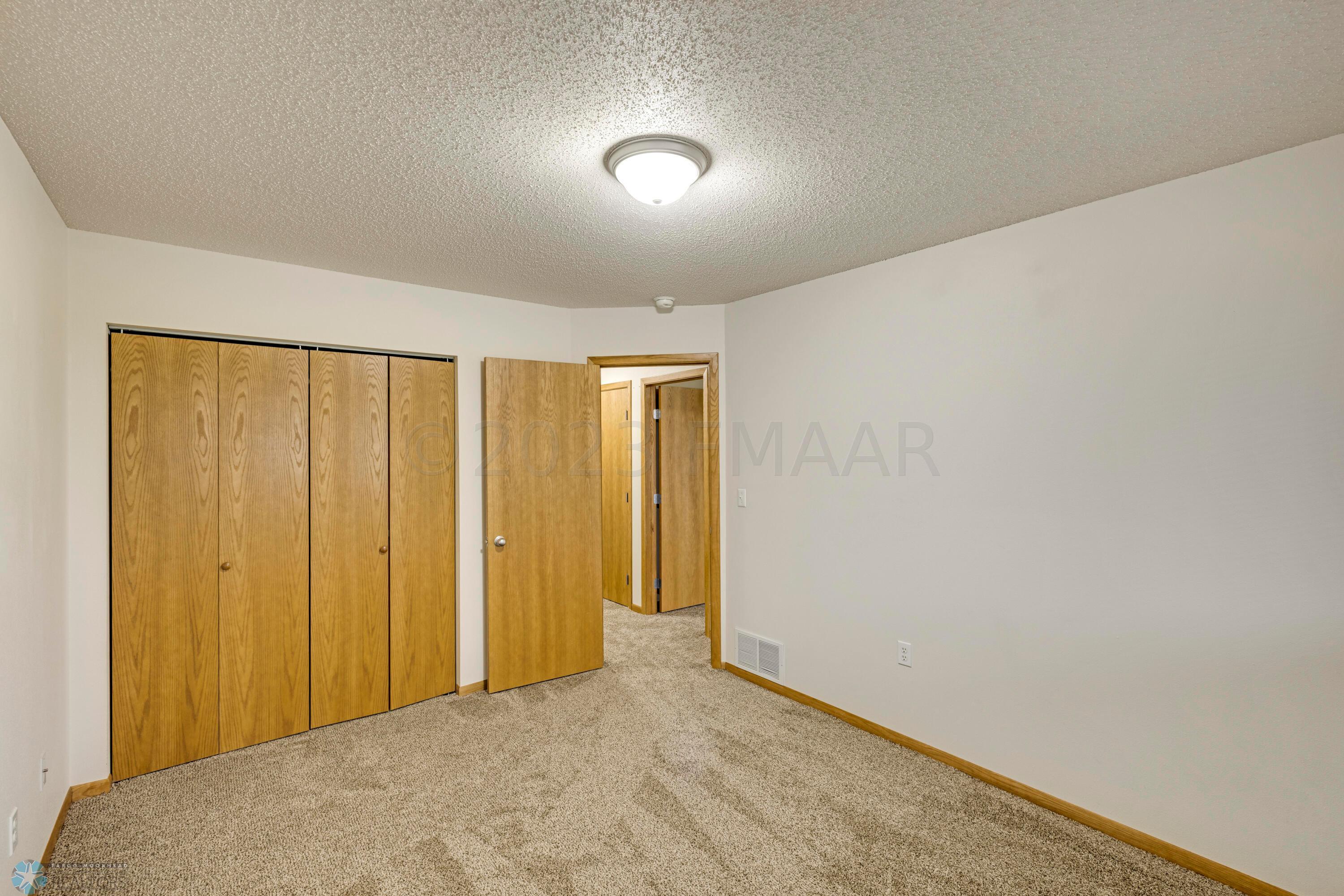 Amdak_982 42nd Ave W West Fargo__15