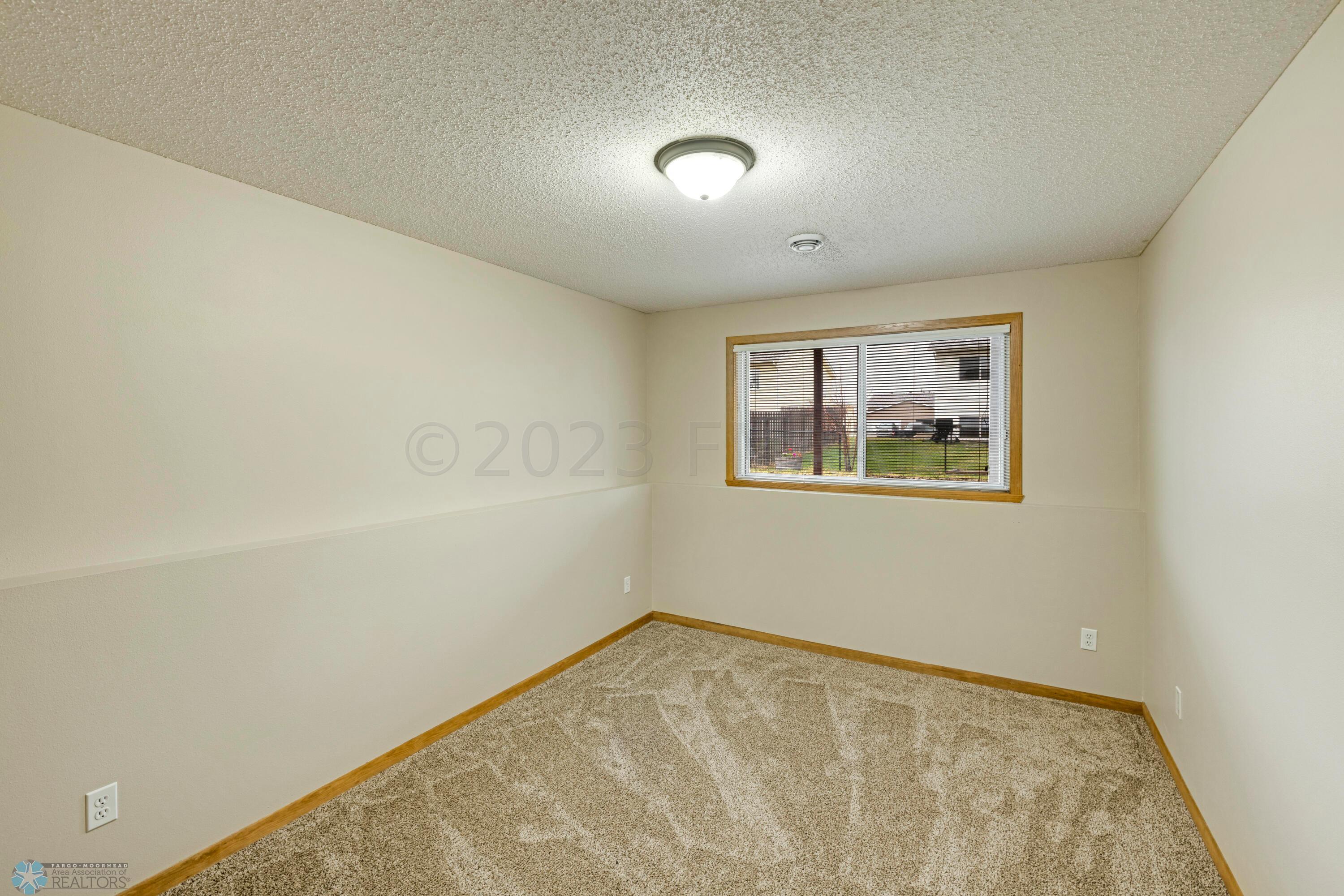Amdak_982 42nd Ave W West Fargo__16