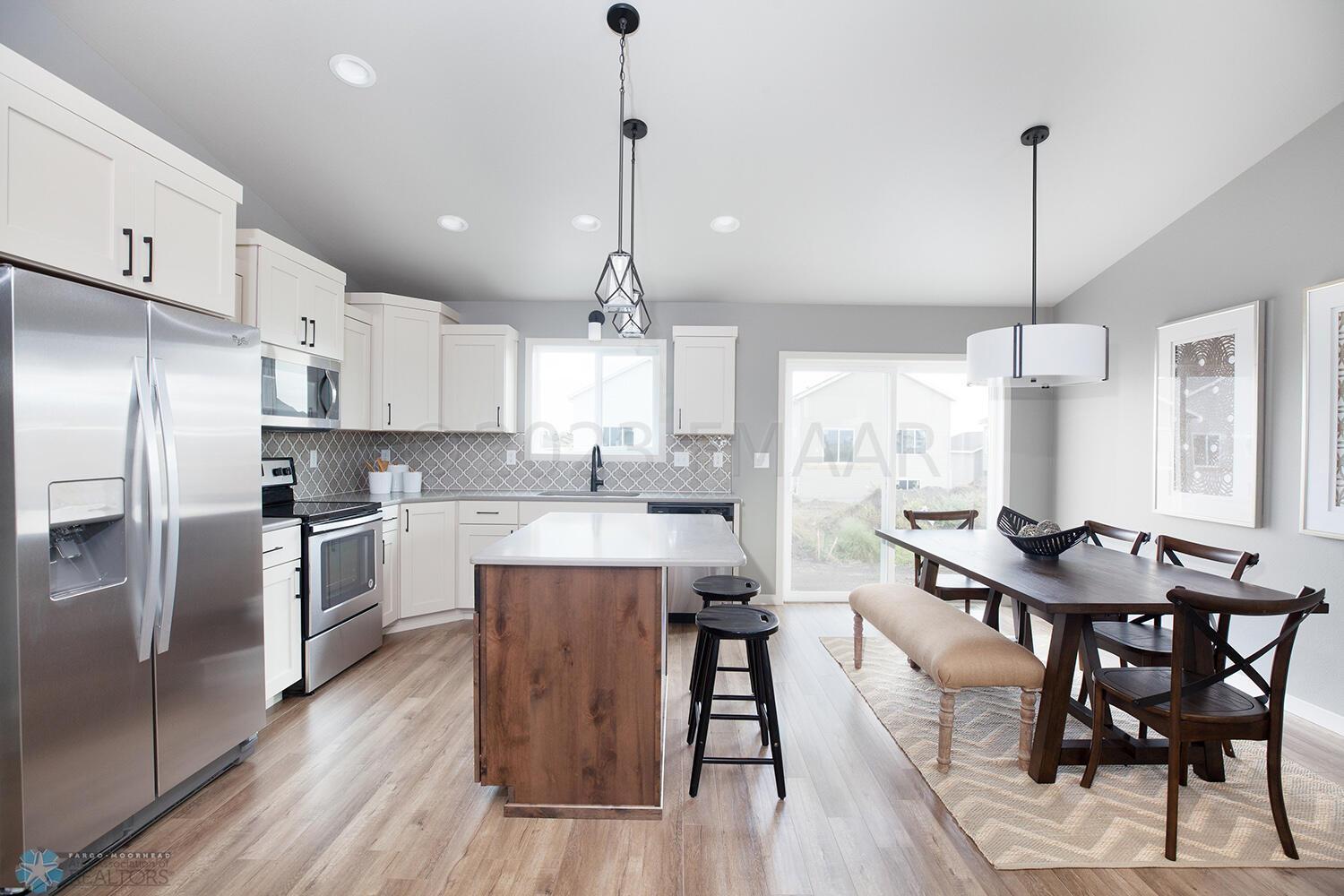 Kitchen/Dining