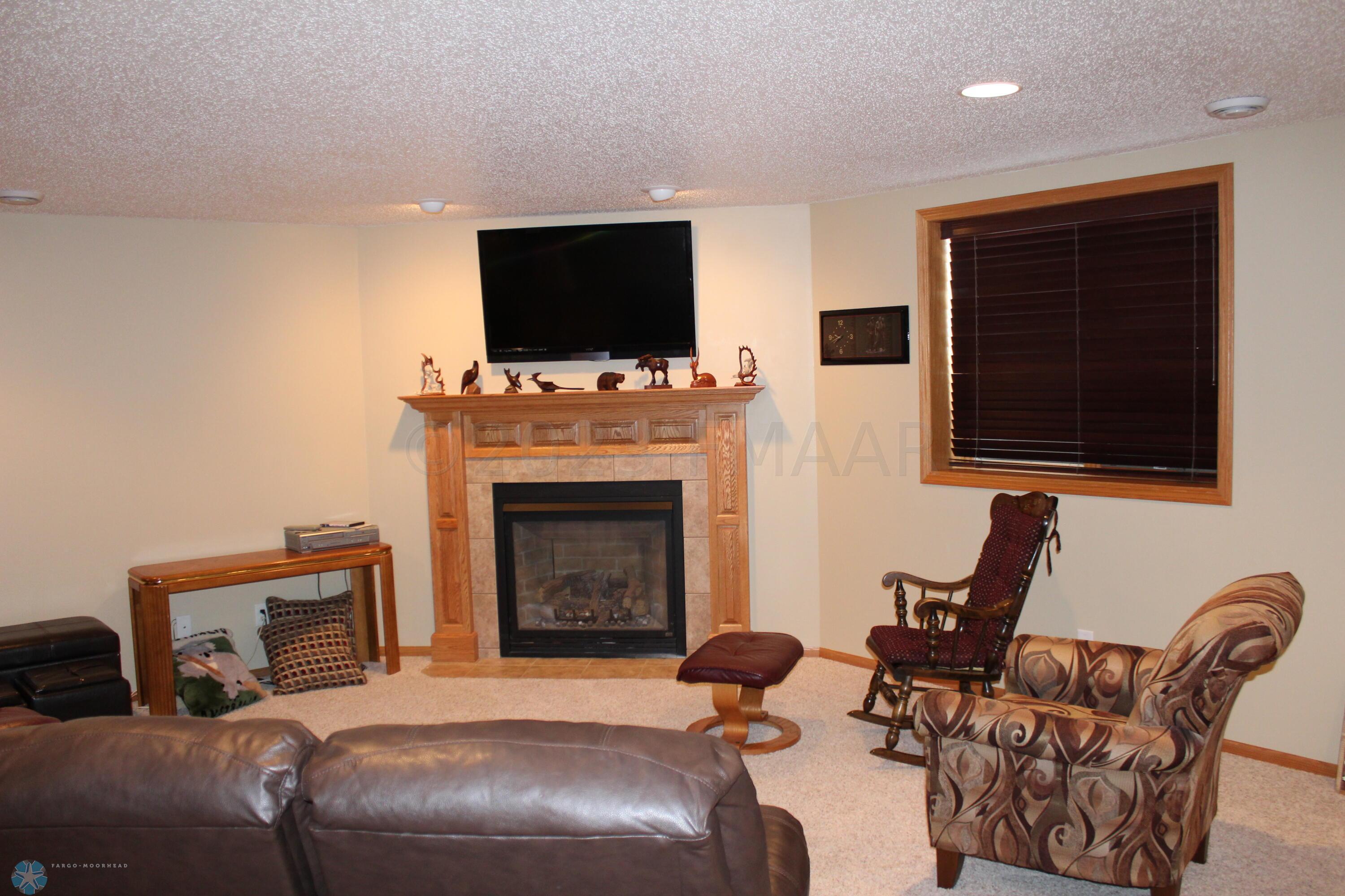 Family Room Gas FP