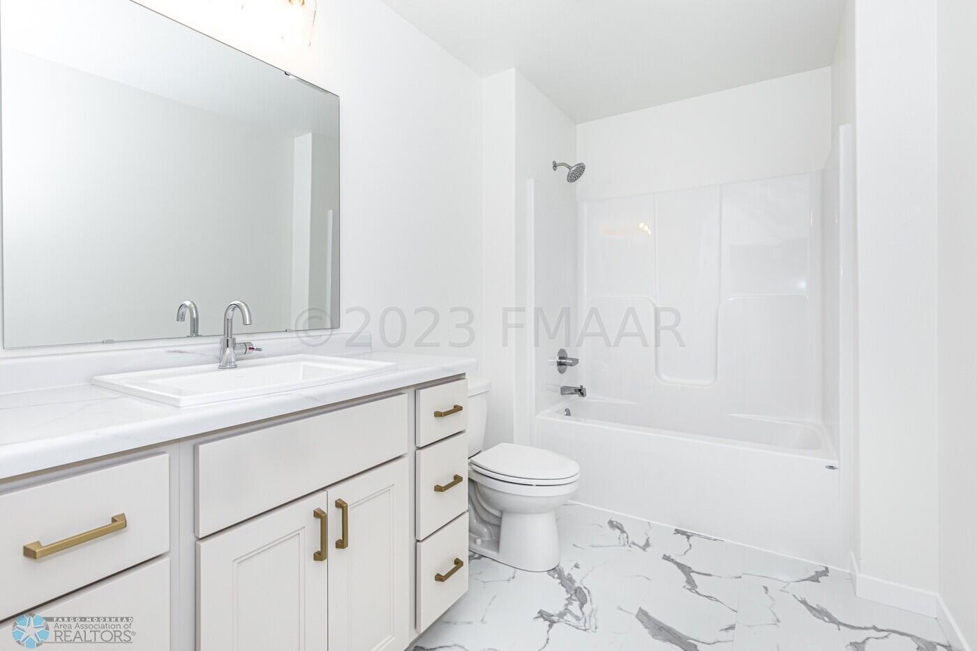 Upper Bathroom
