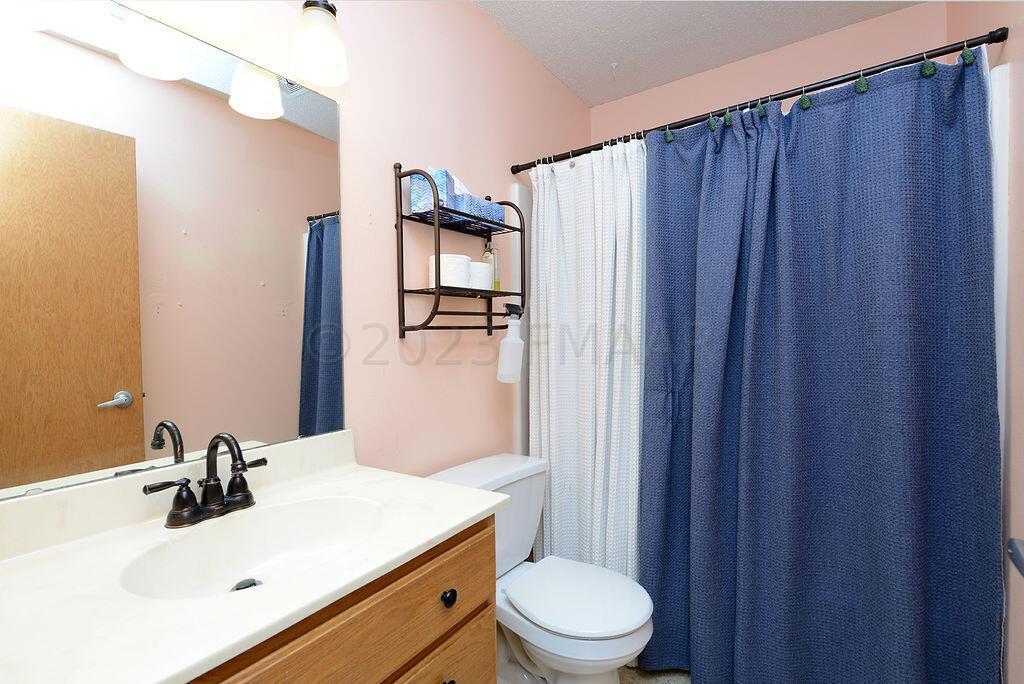 Lower Full Bath