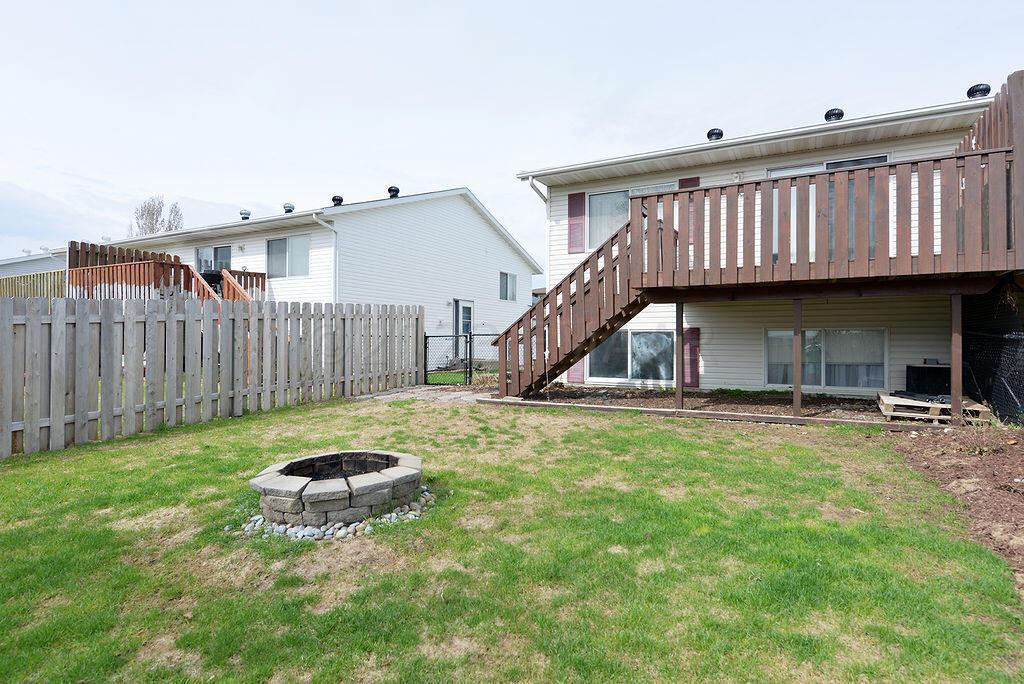 Fenced Yard