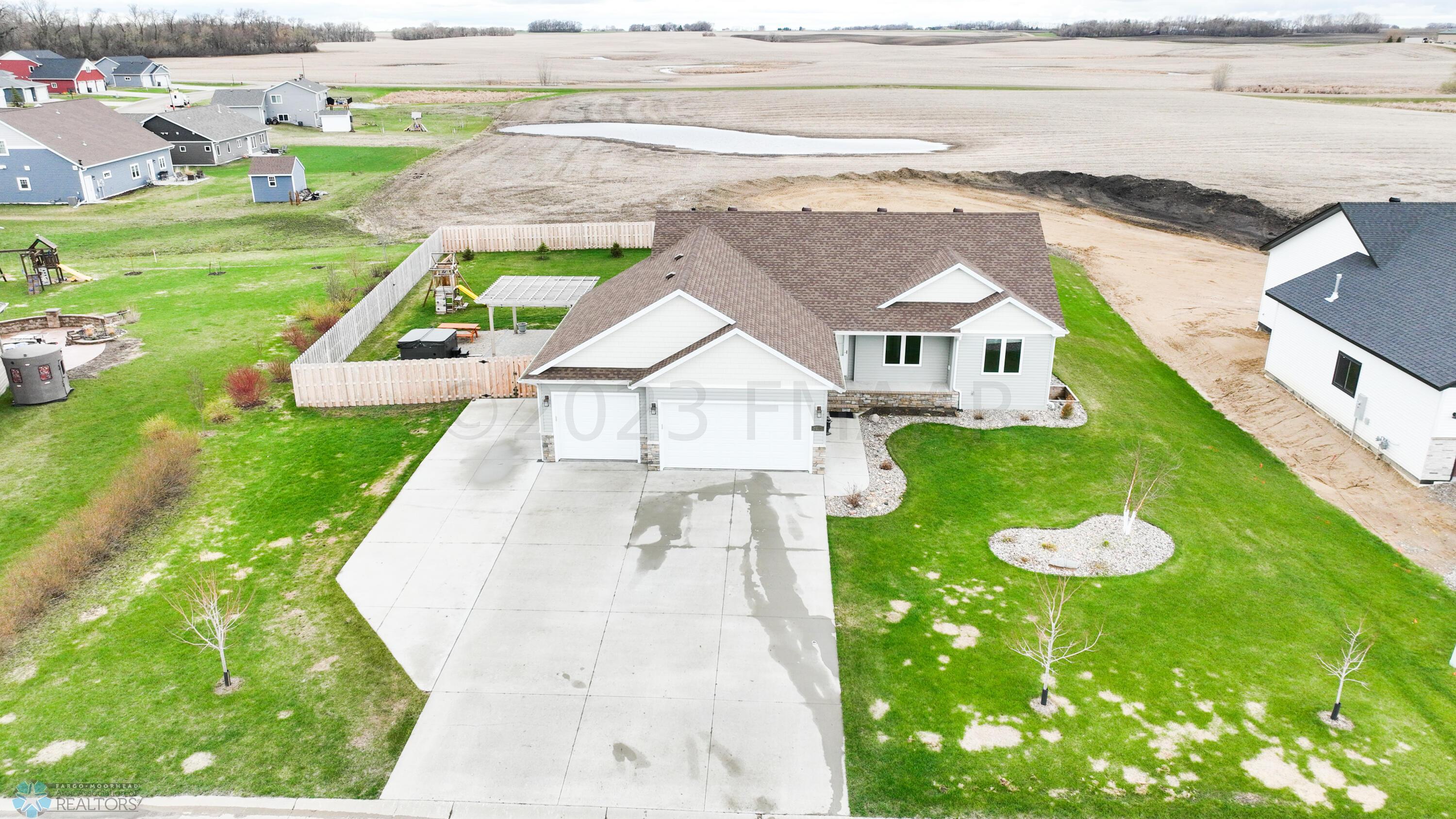 2421 Westgate-23