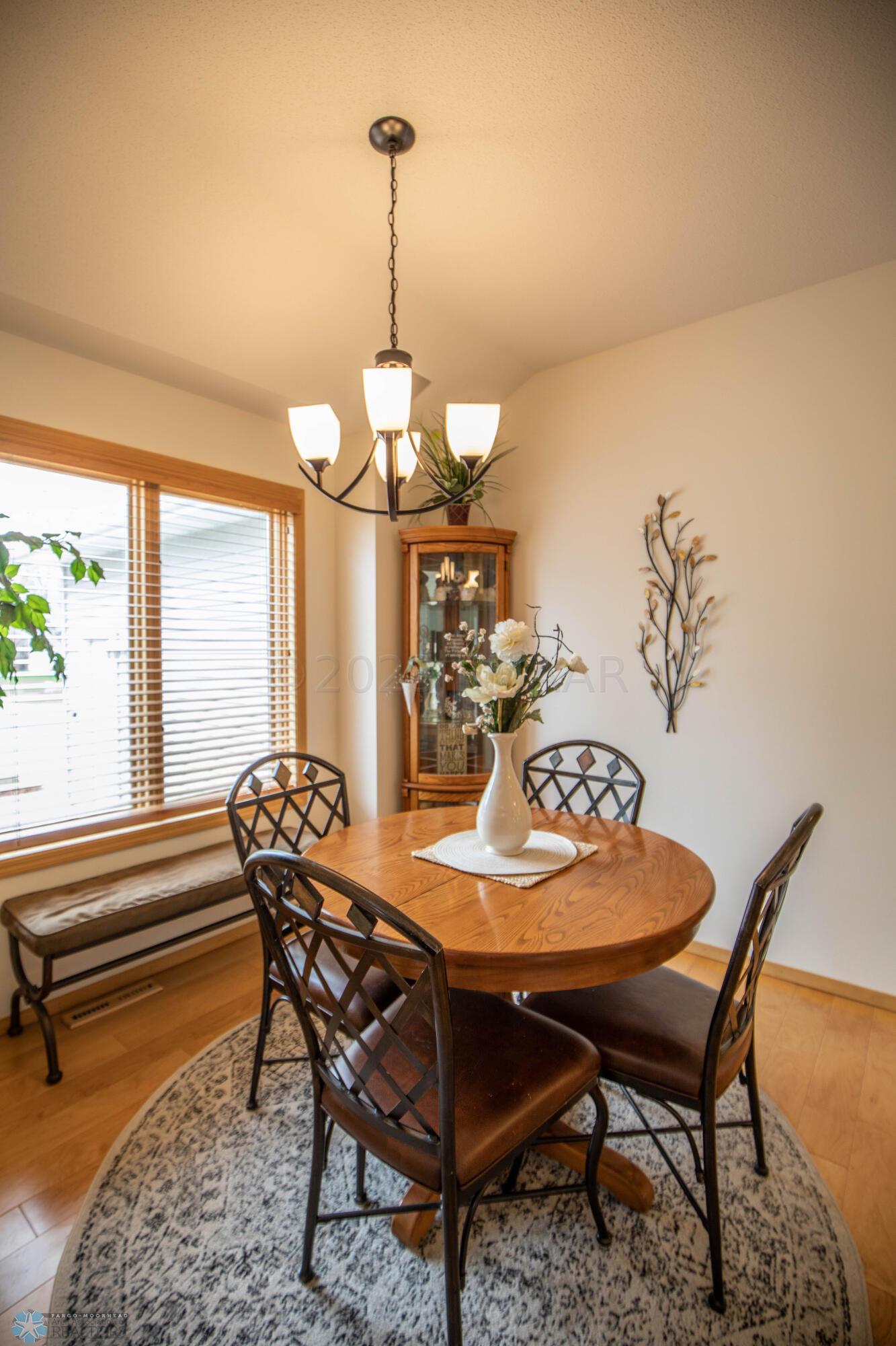 2801 37 1/2 Avenue S, Fargo