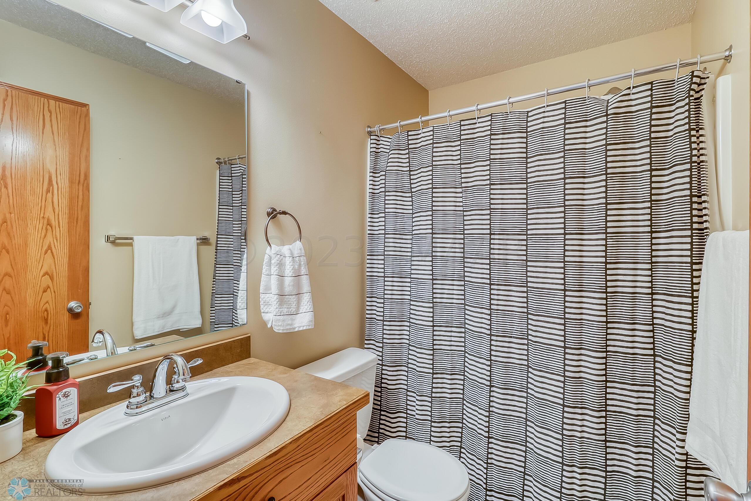 Bathroom1_1