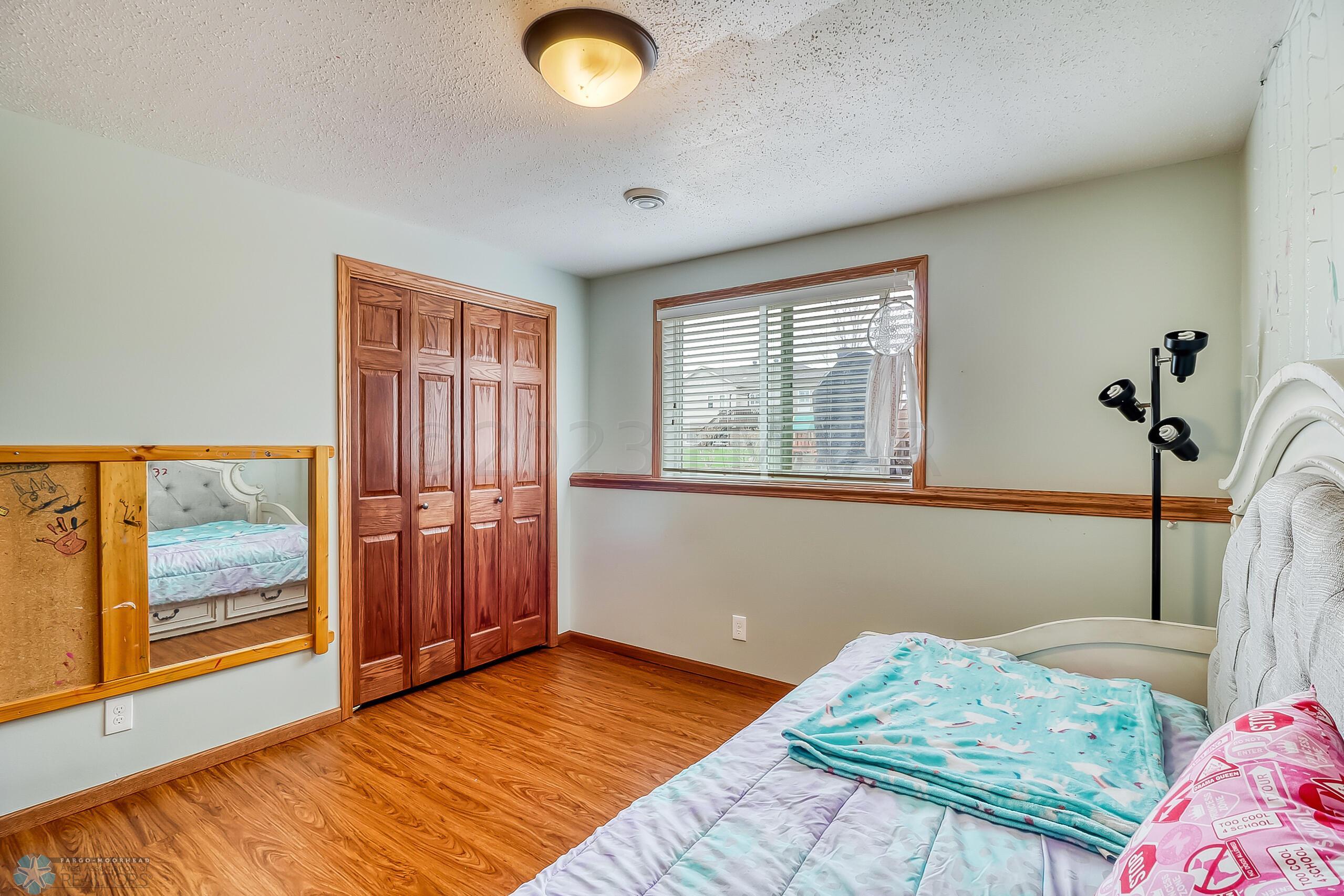 Basement Bedroom1_2
