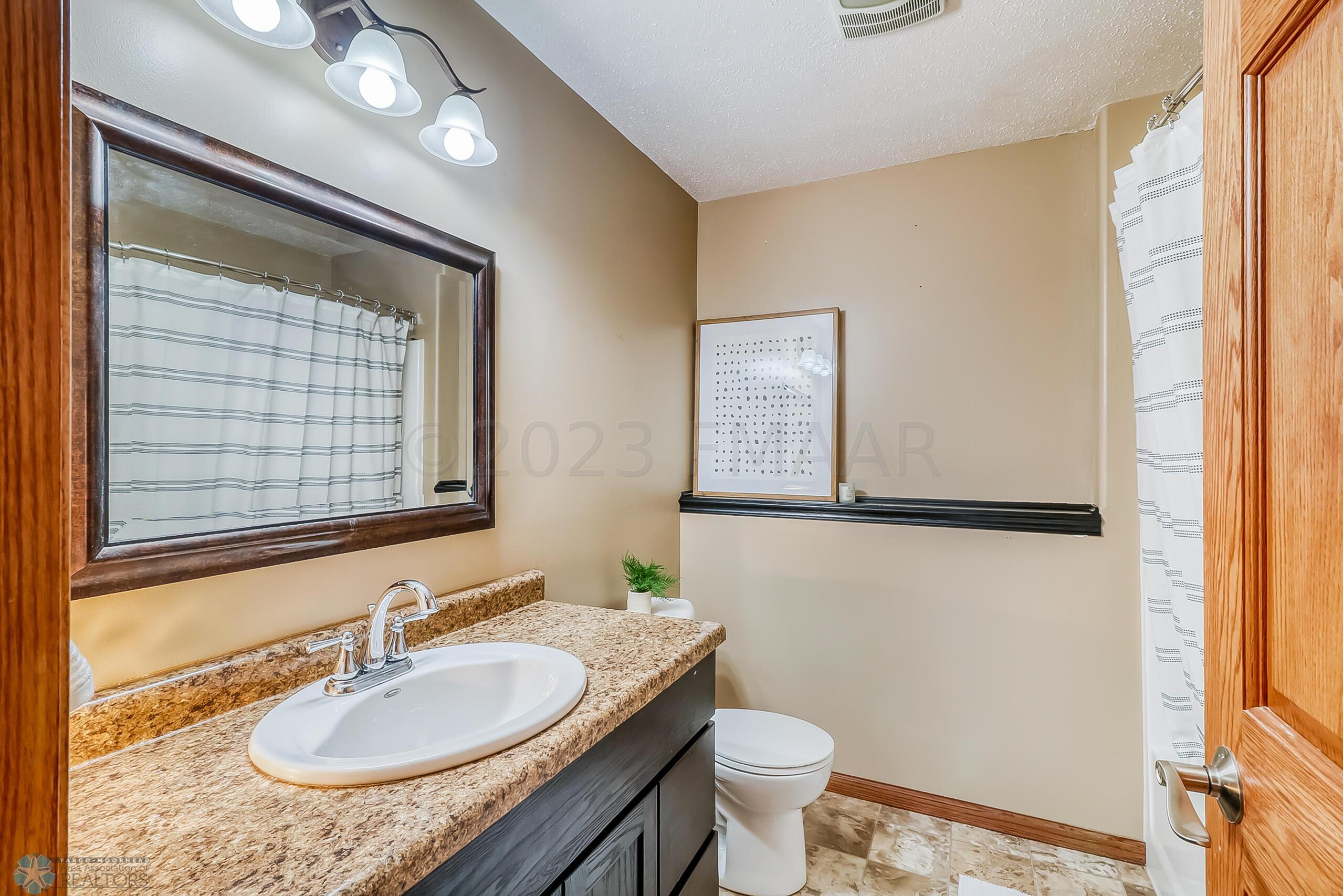 Basement Bathroom1_1
