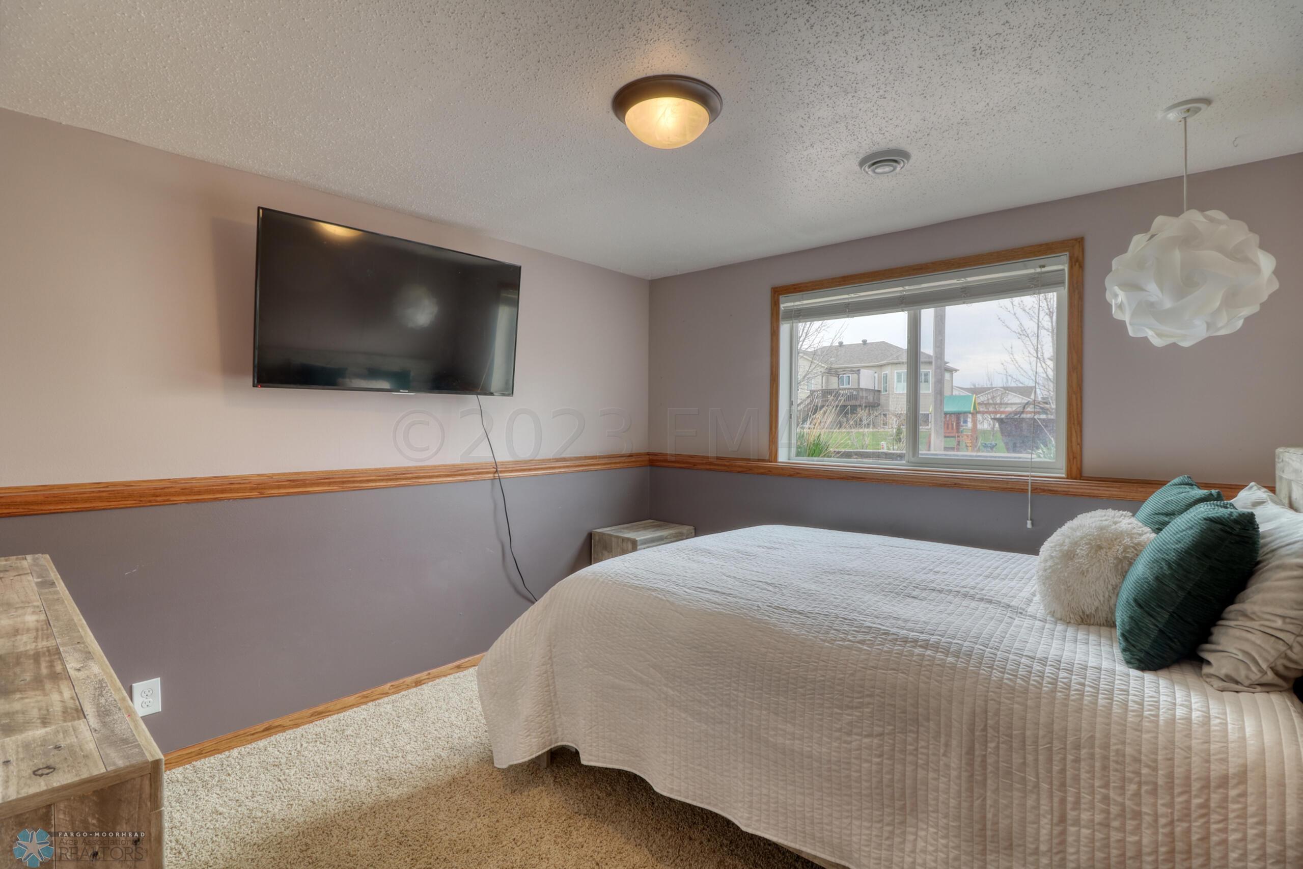 Basement Bedroom2_1