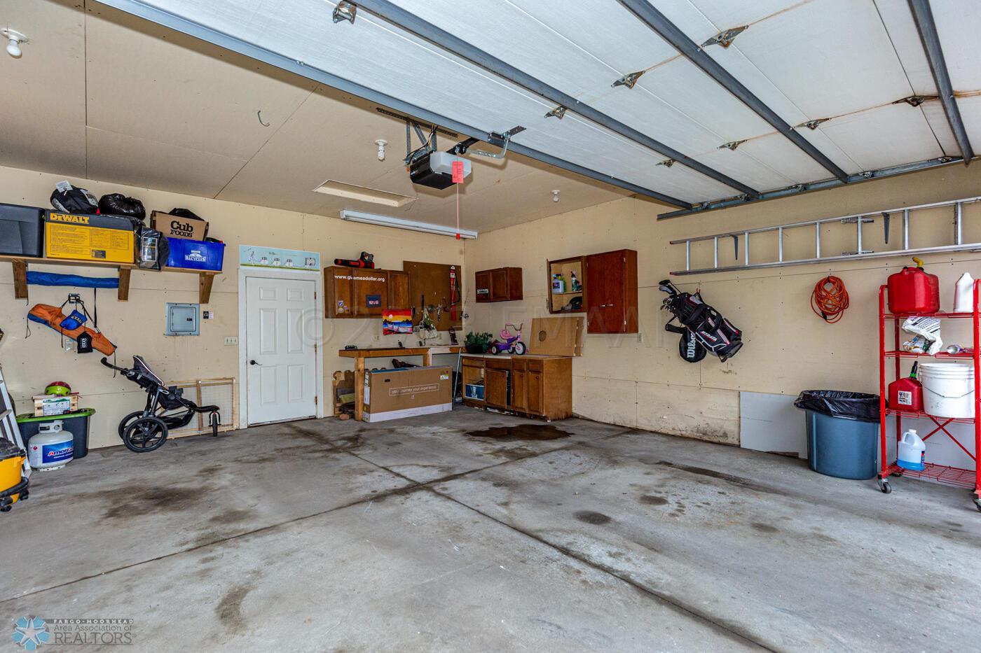Oversized 2 stall garage