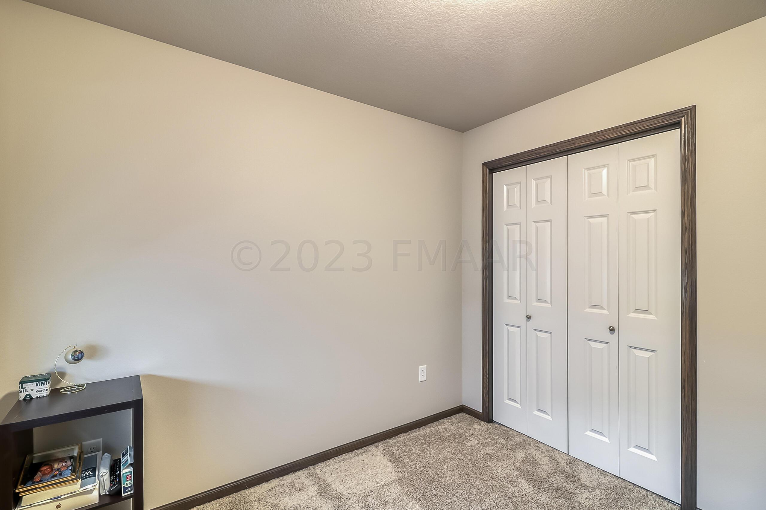 Bedroom2_2