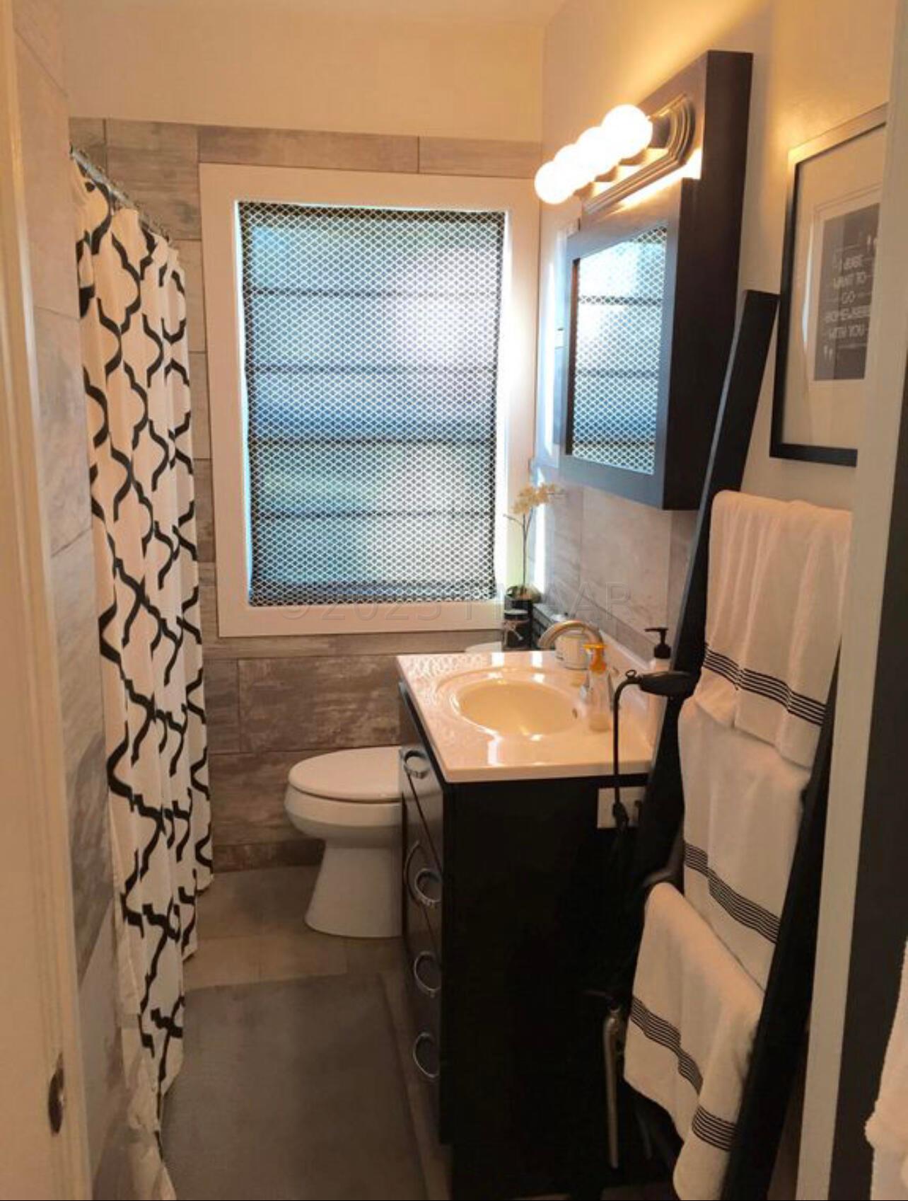 Main Floor Bath Decorated