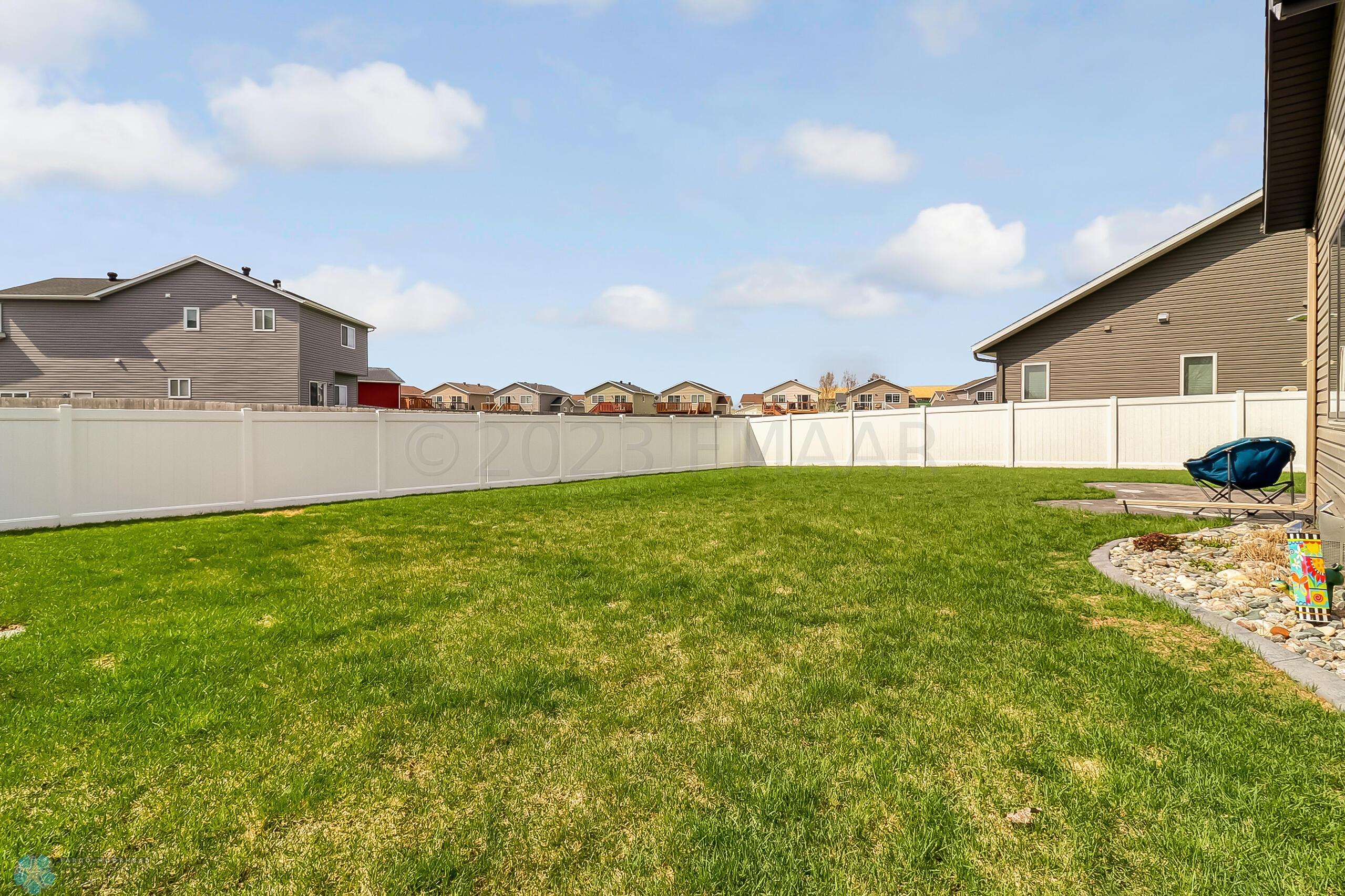 Backyard1_0
