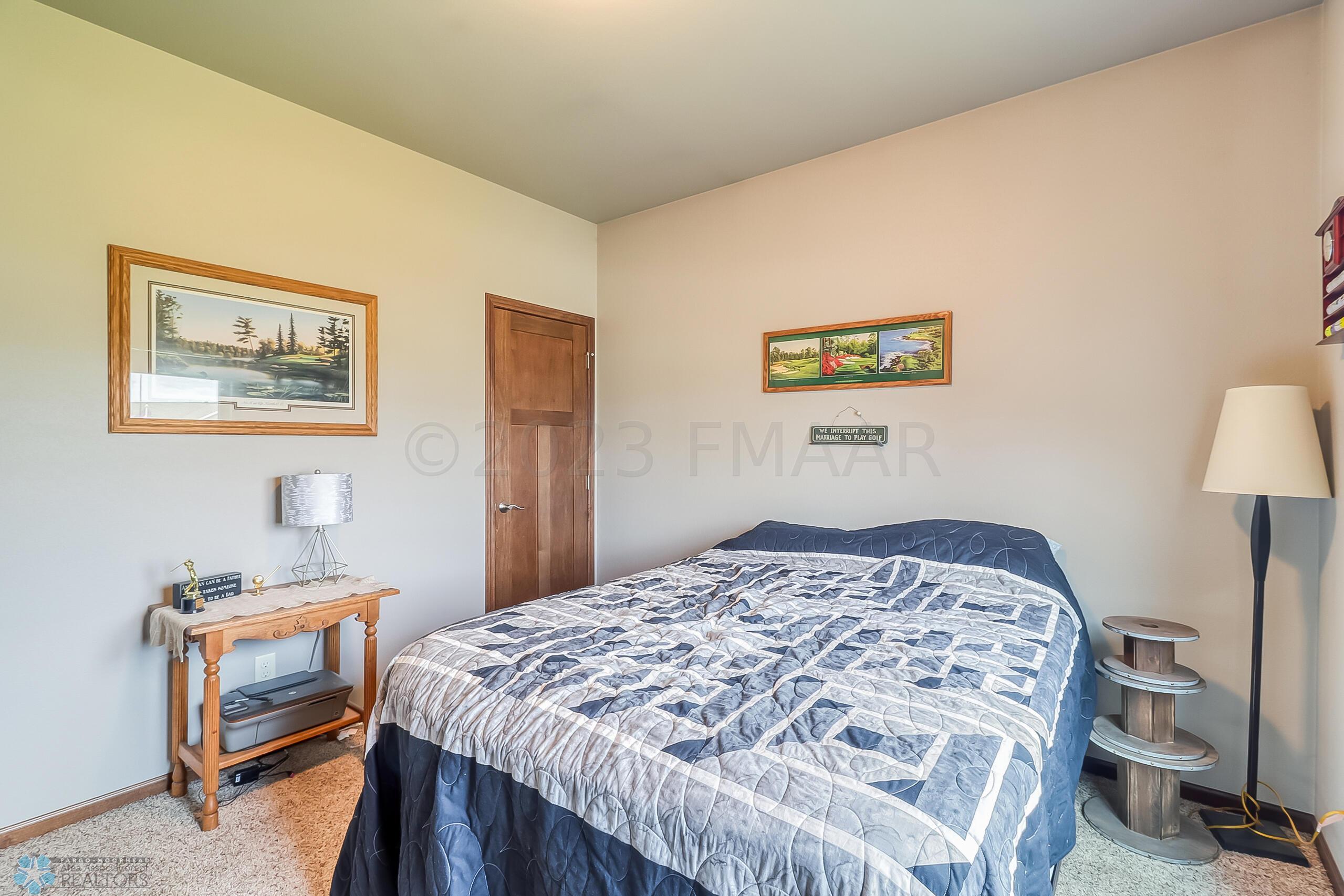 Bedroom1_2 (1)