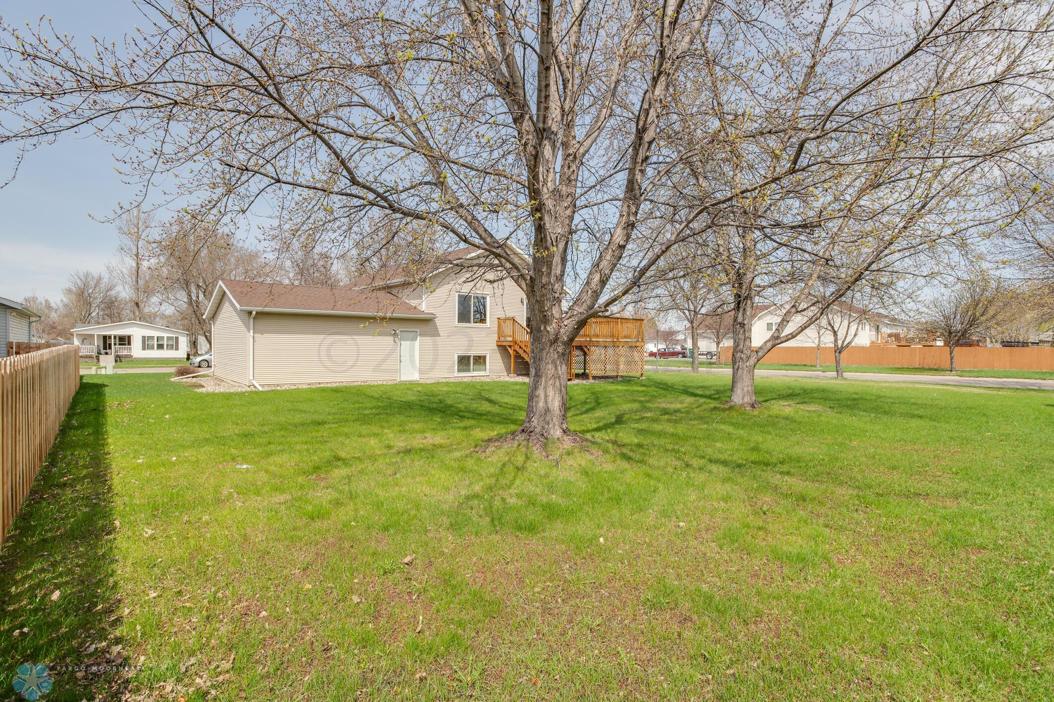 Rear Exterior & Backyard