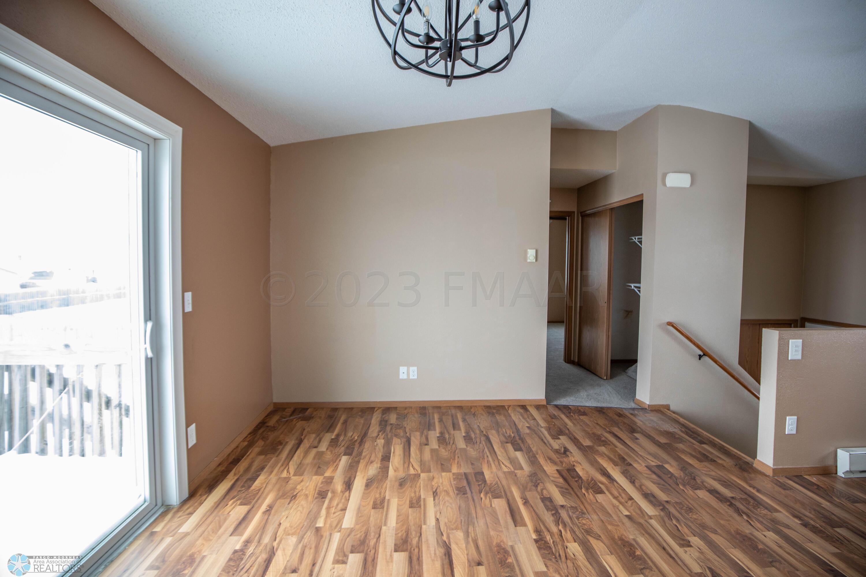 Dining/Kitchen