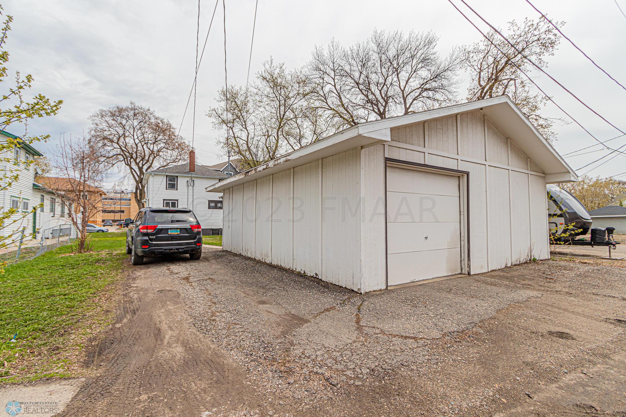 722 7th Street North, Fargo, ND-28