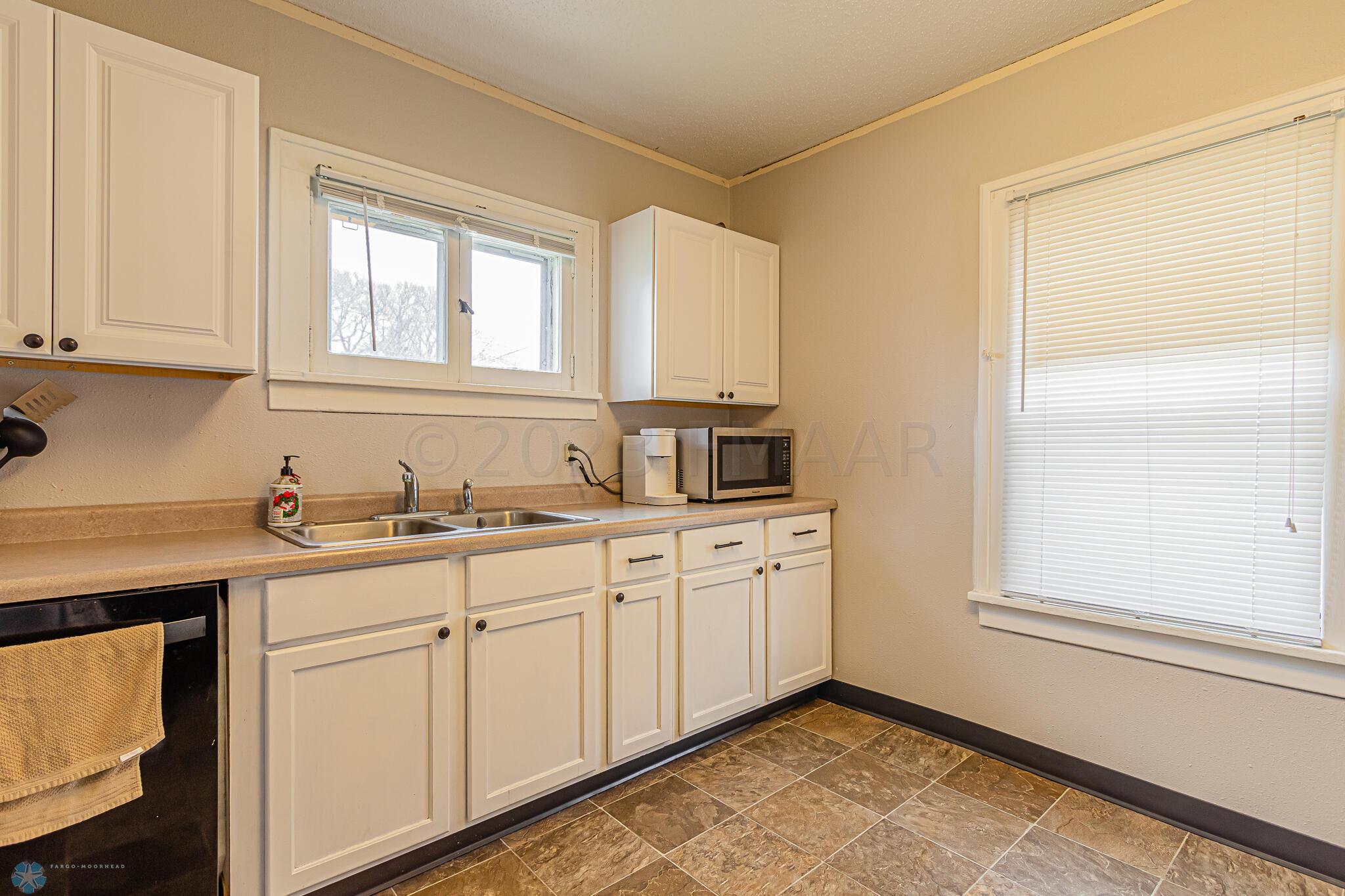 722 7th Street North, Fargo, ND-21
