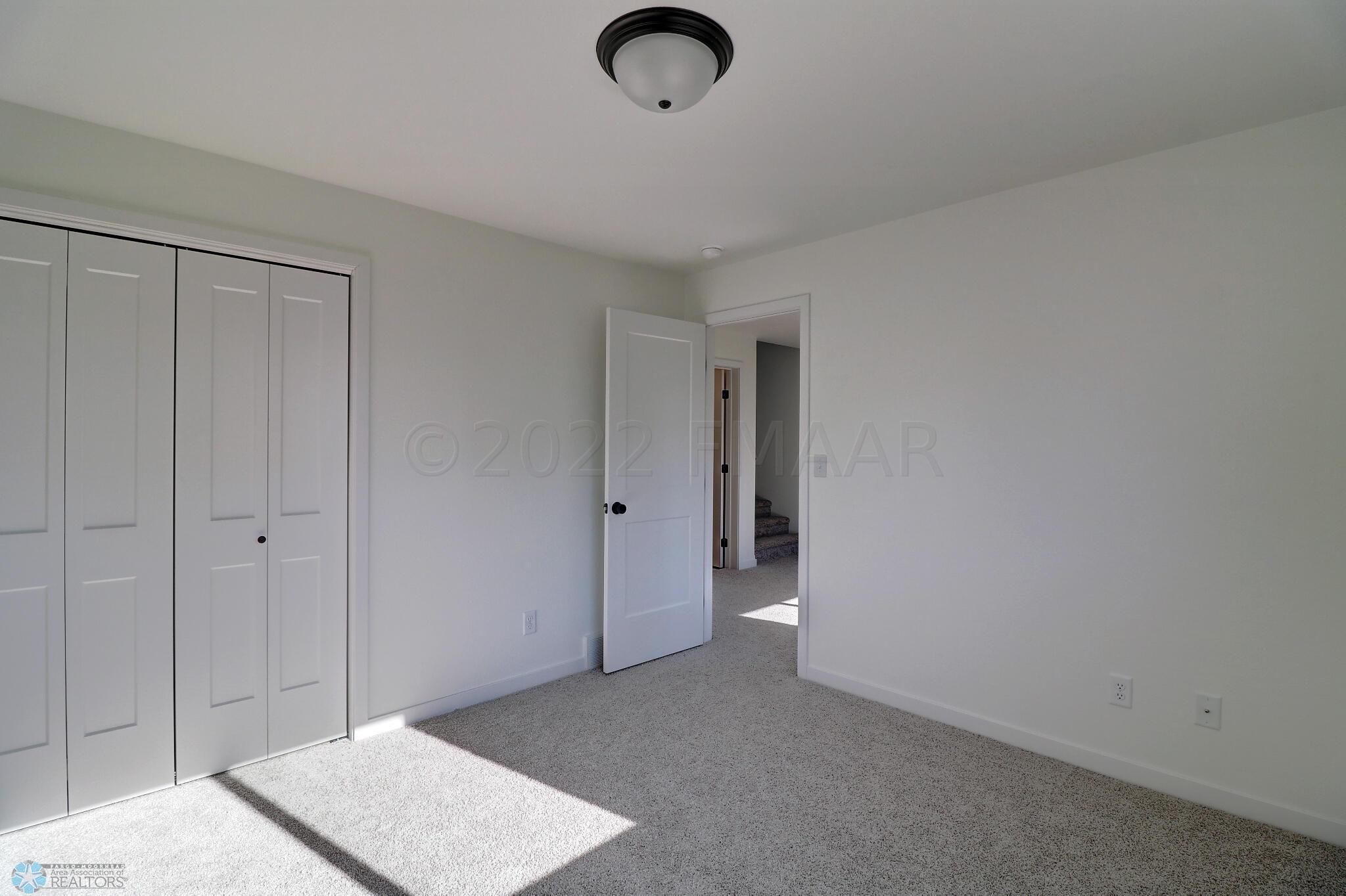 Basement Bedroom1_2
