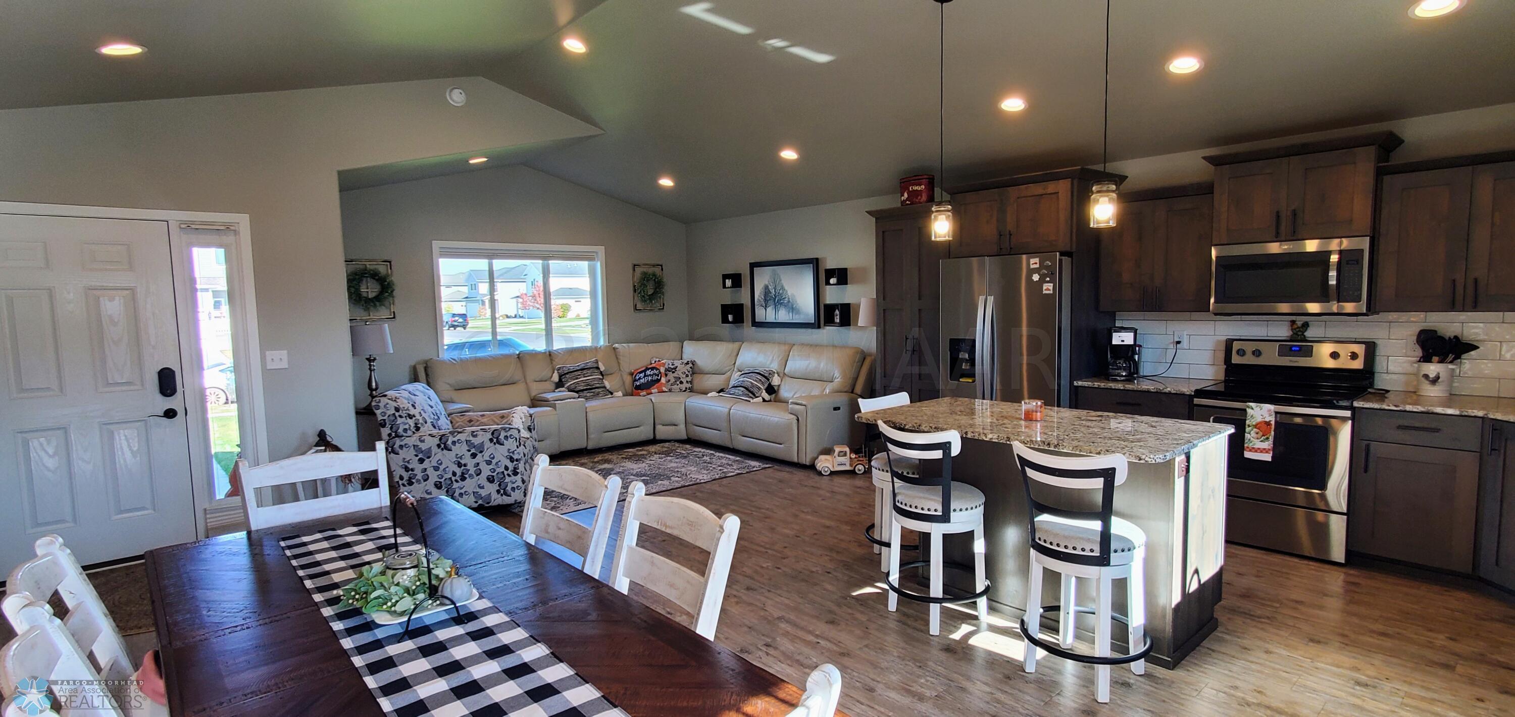 Kitchen/Living Room