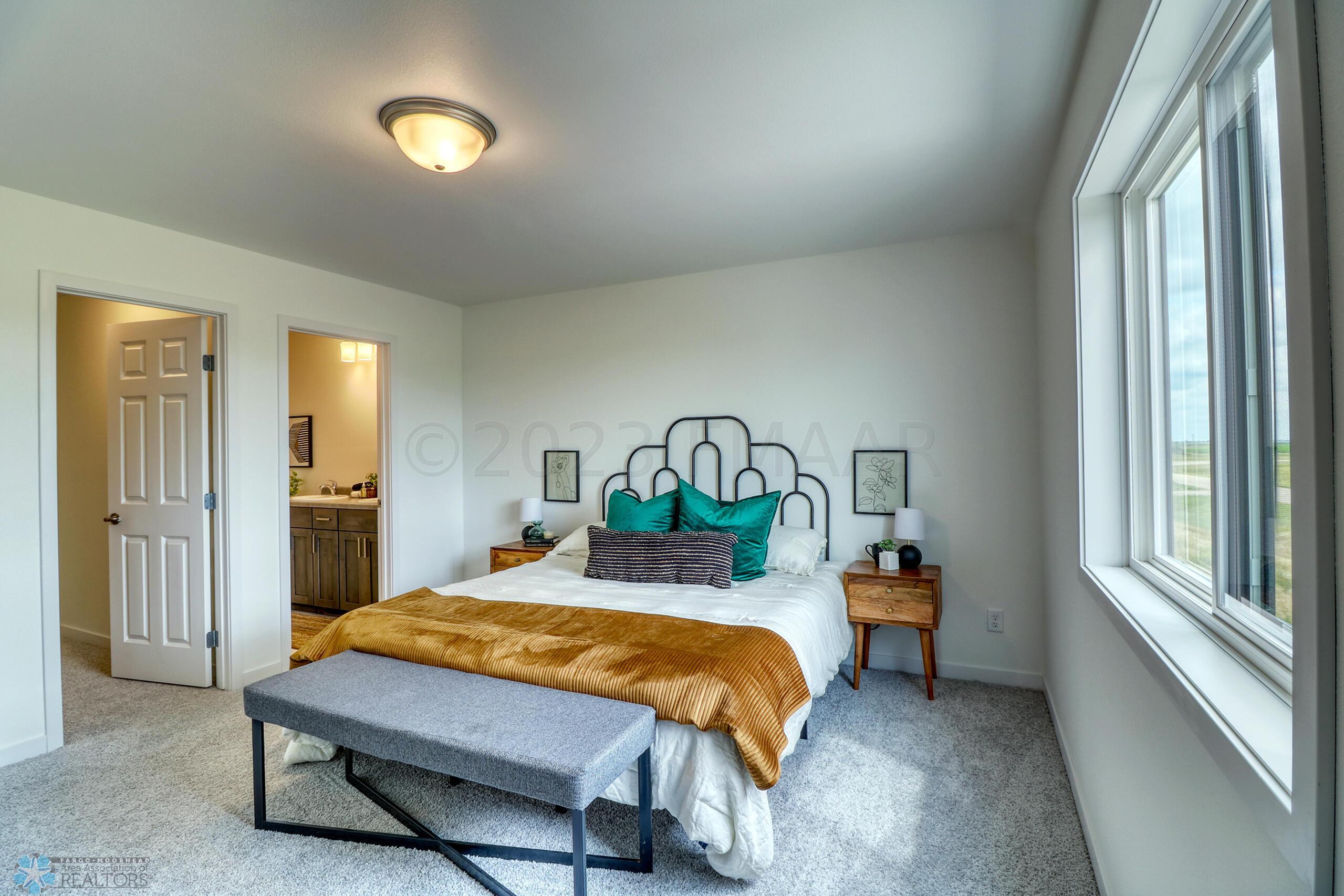 Master Bedroom1_2