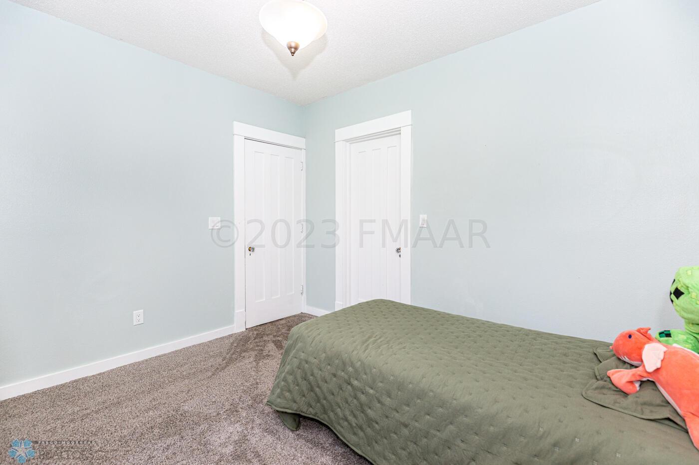 Main floor bed 1