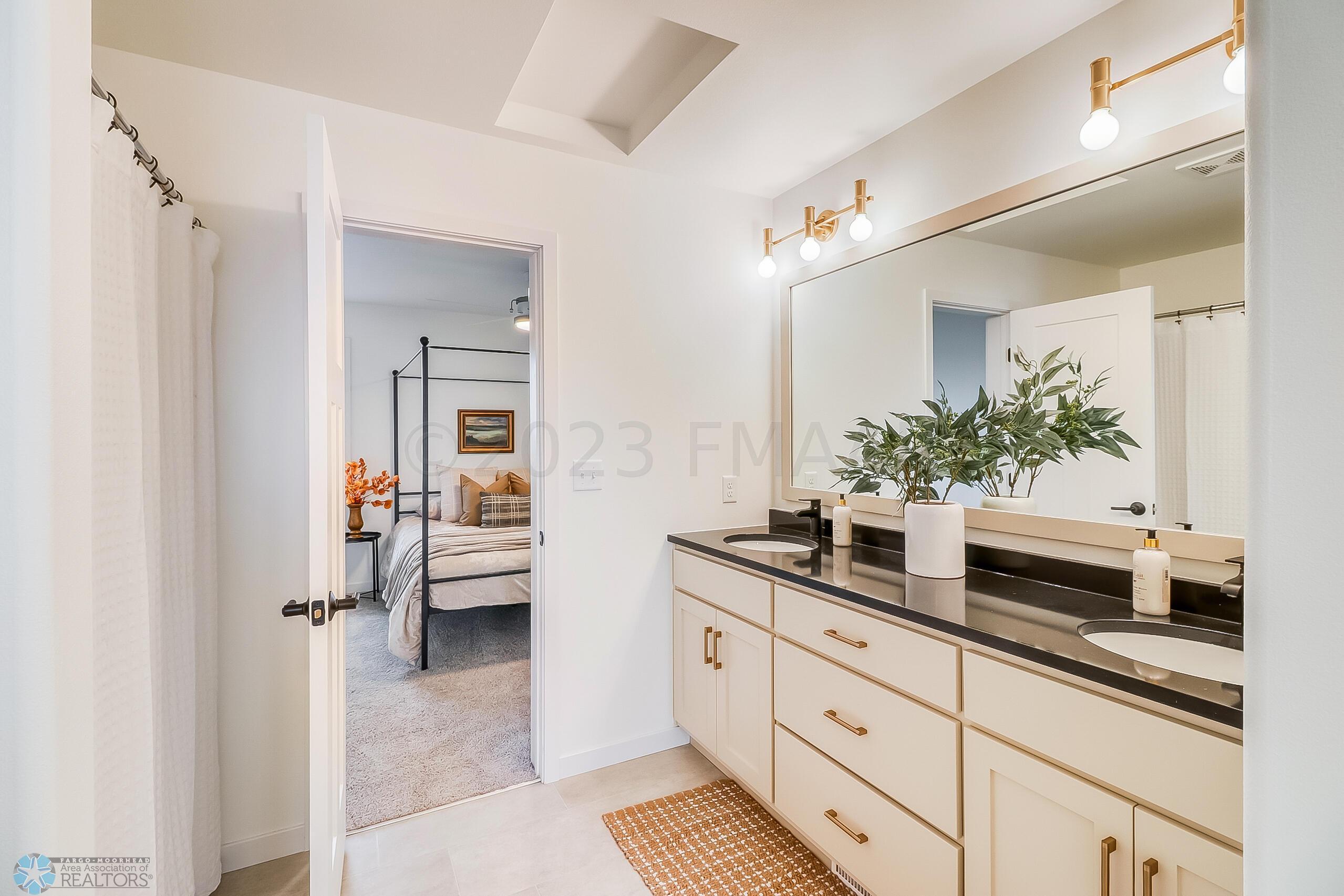 Primary Bathroom1_1