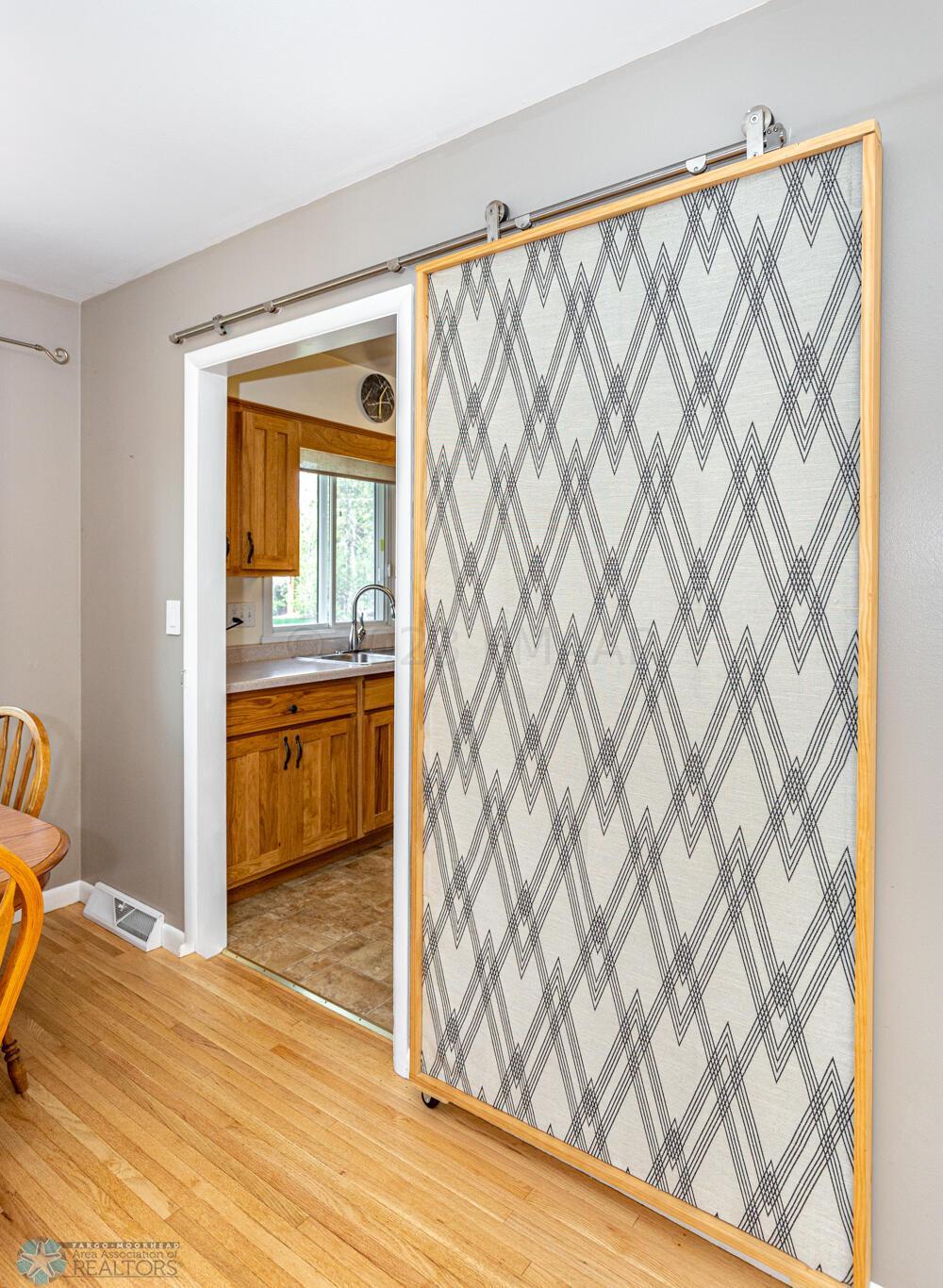Entry to Kitchen