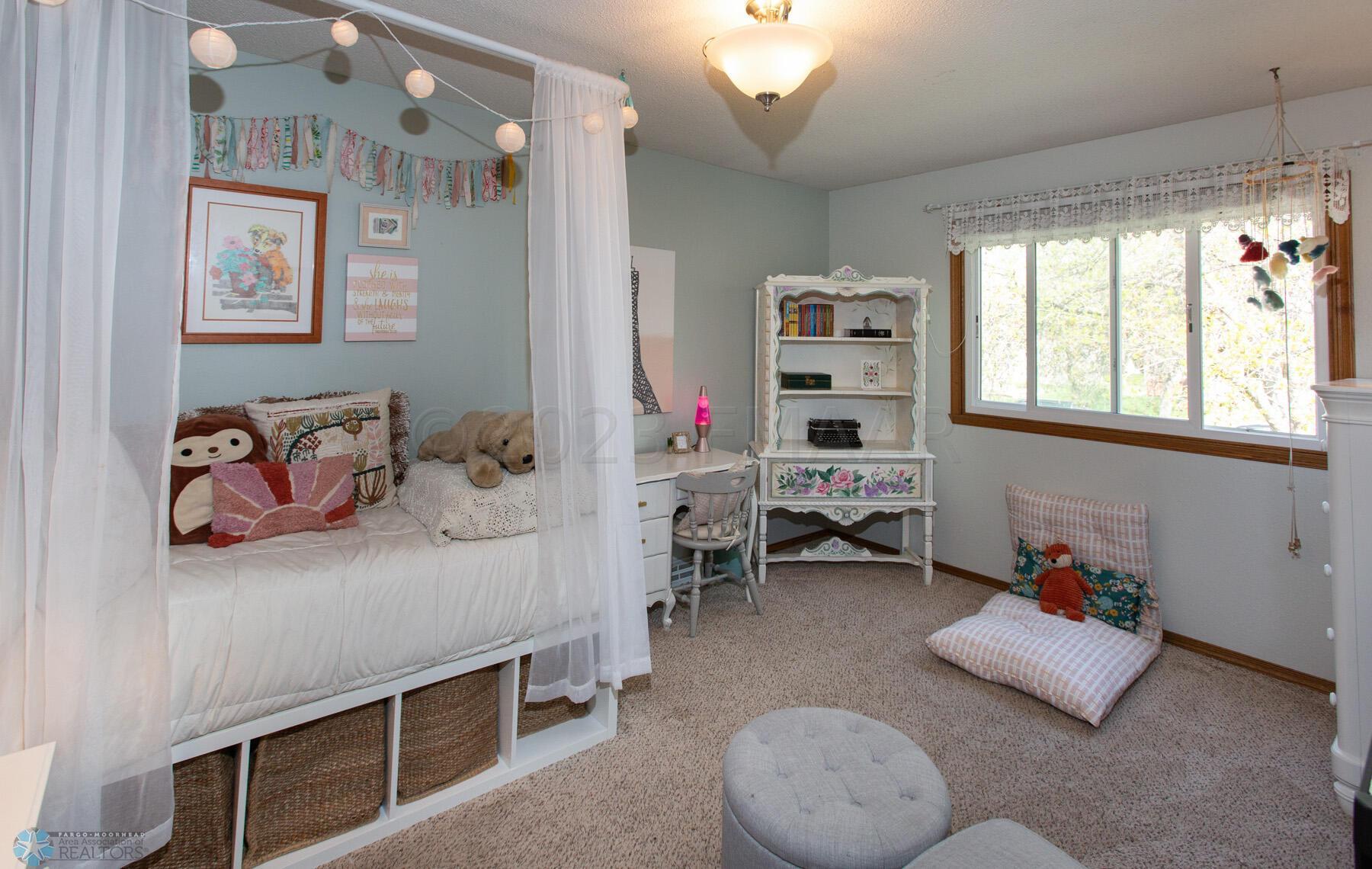 Upper Bedroom #2