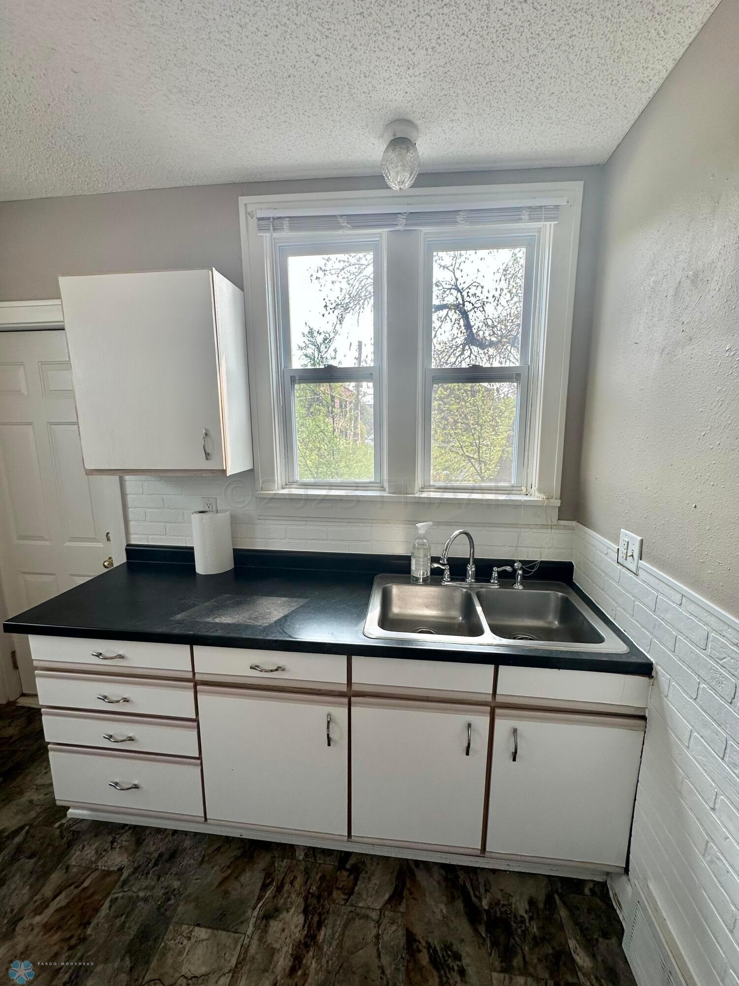 Upper Unit