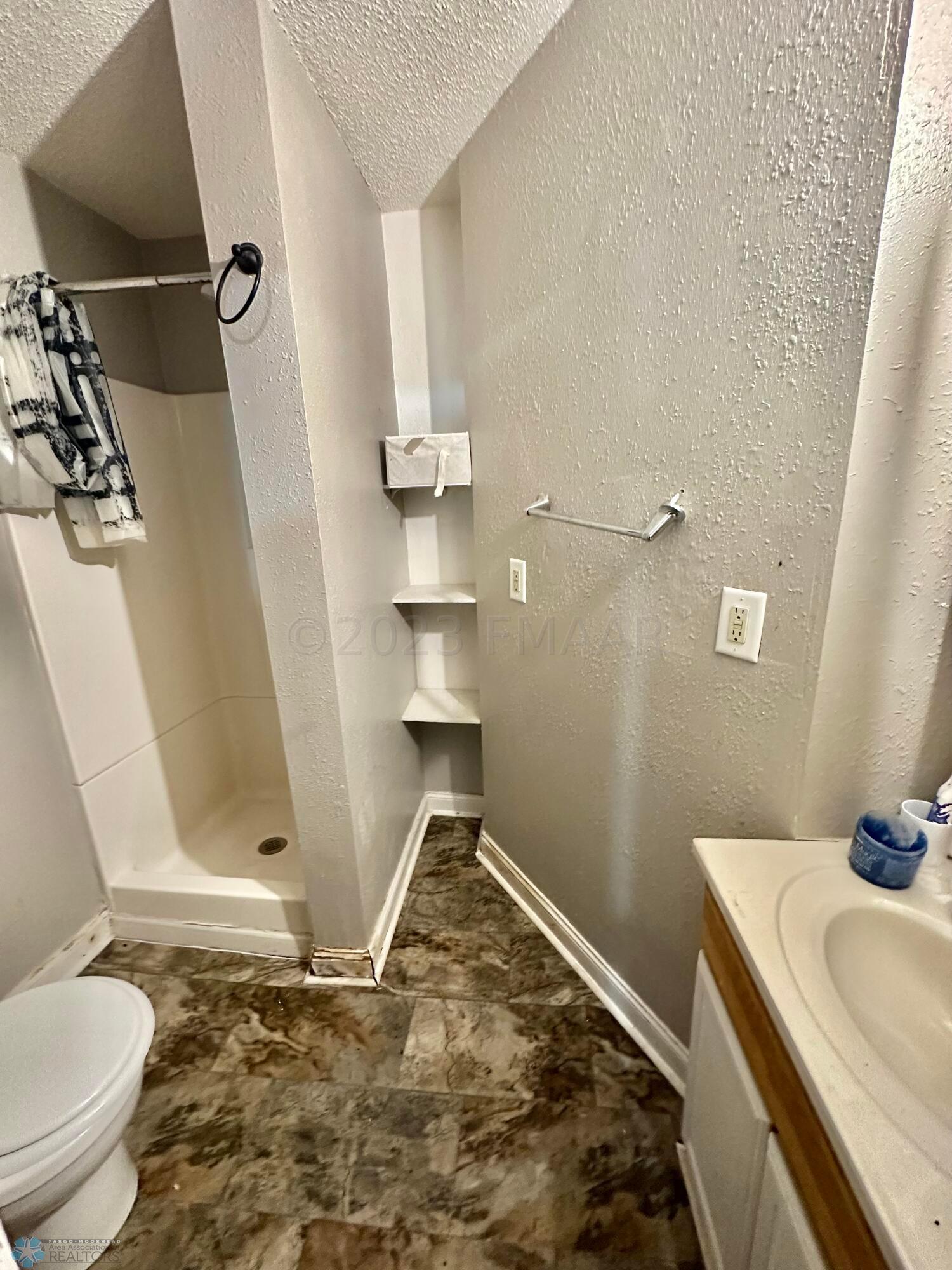 Lower Unit