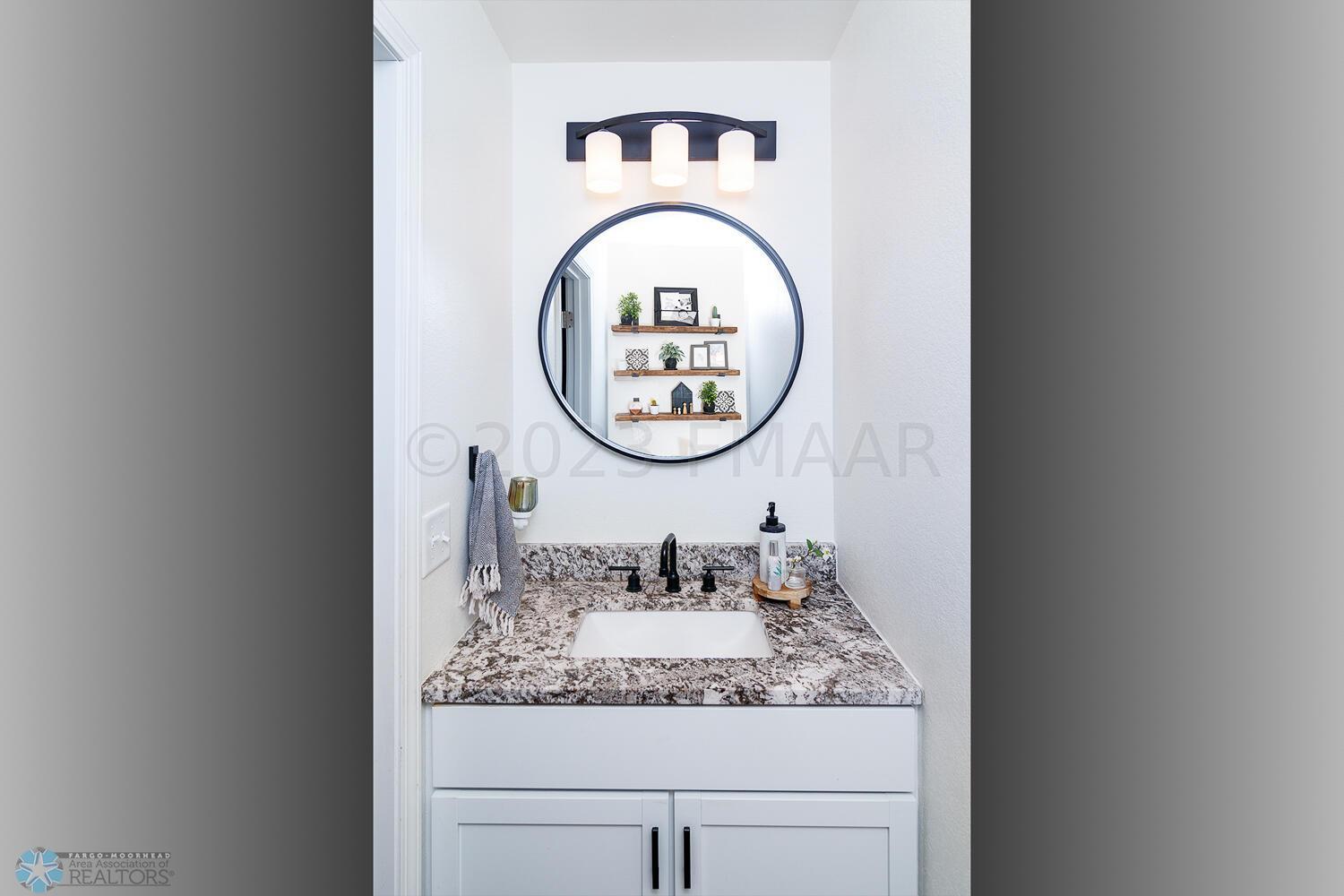 Bathroom - Main Level