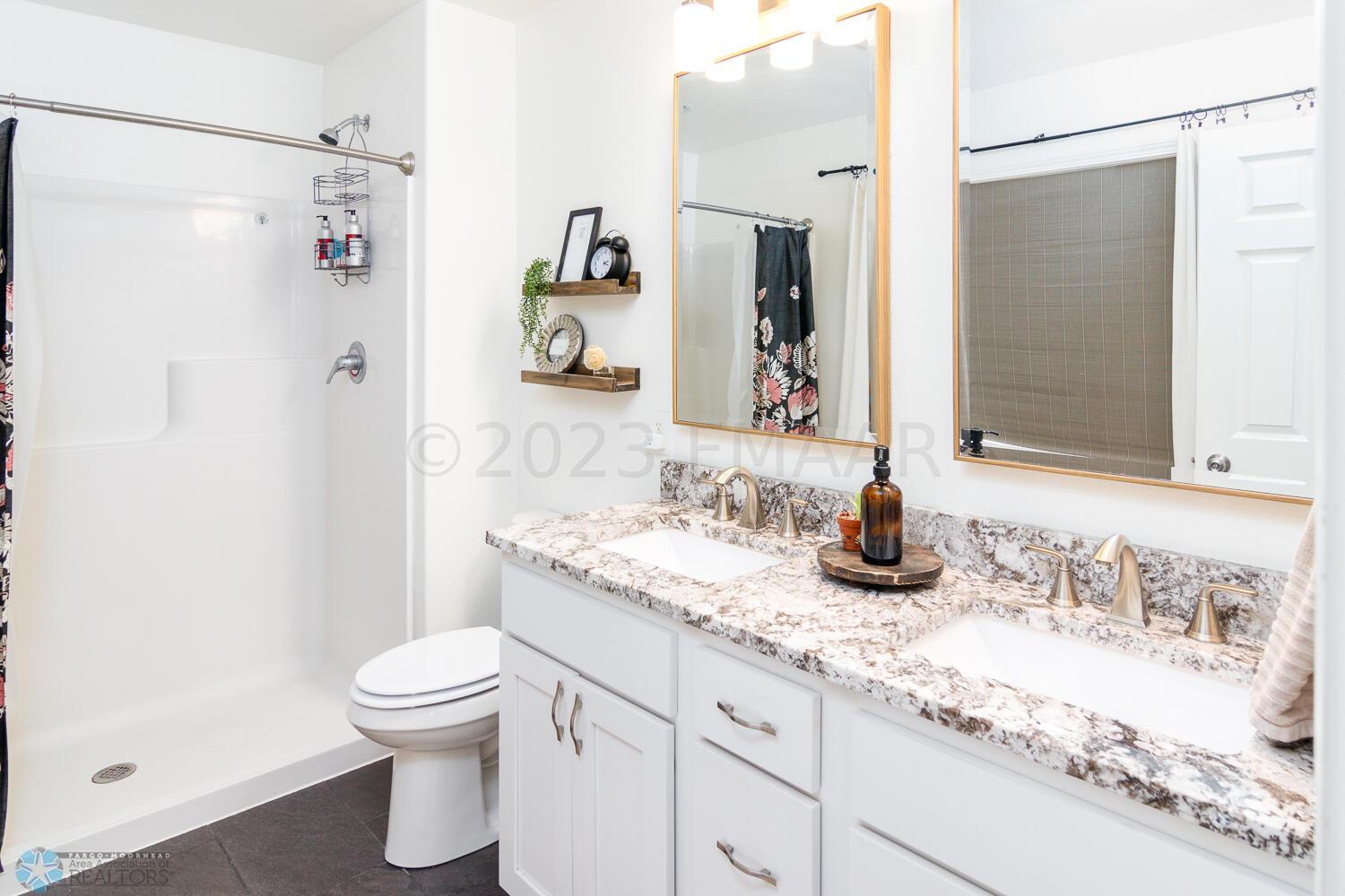 Master Bathroom Upper