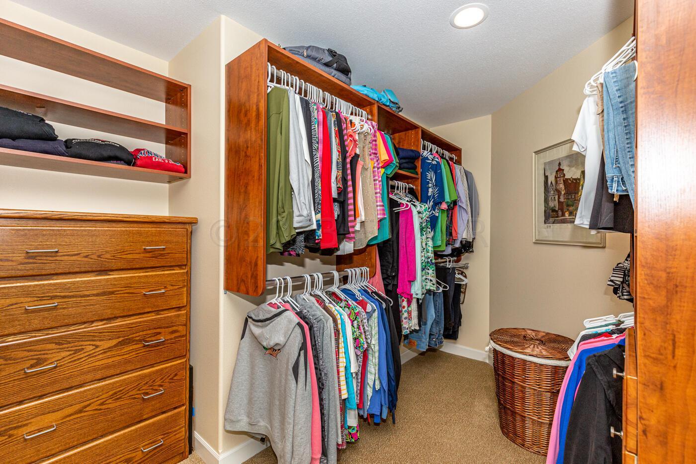 Walk in Closet