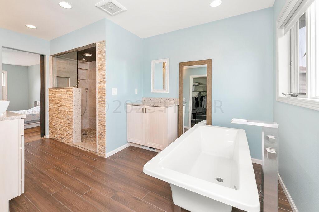 Soaking Tub