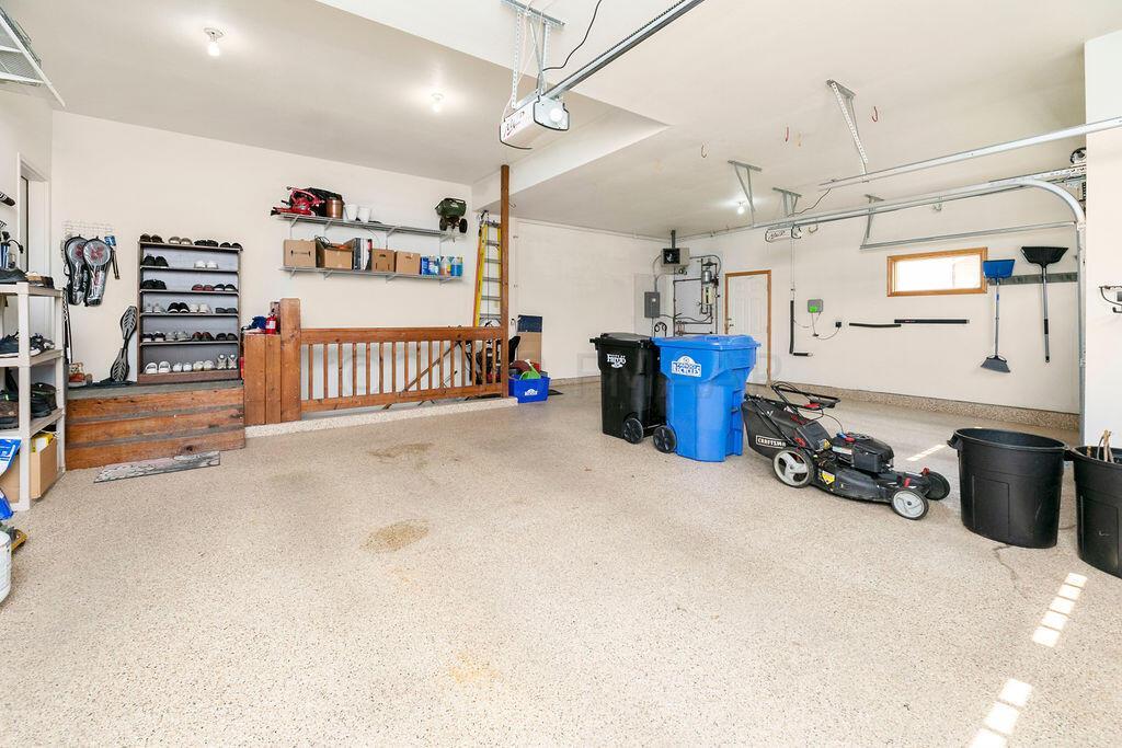 3 Stall, Heated Garage, Stairs to Baseme